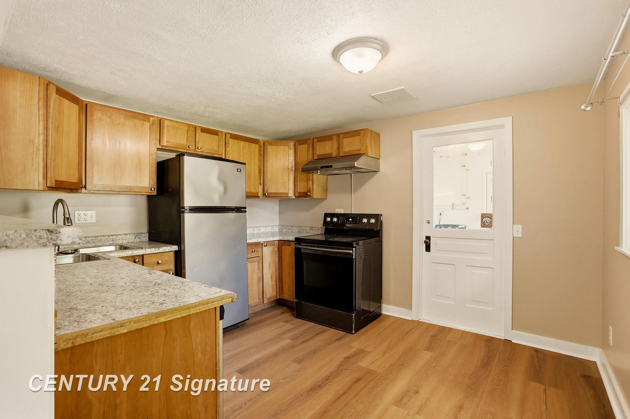 4355 N Michigan Avenue, Saginaw, MI 48604 — Photo 14