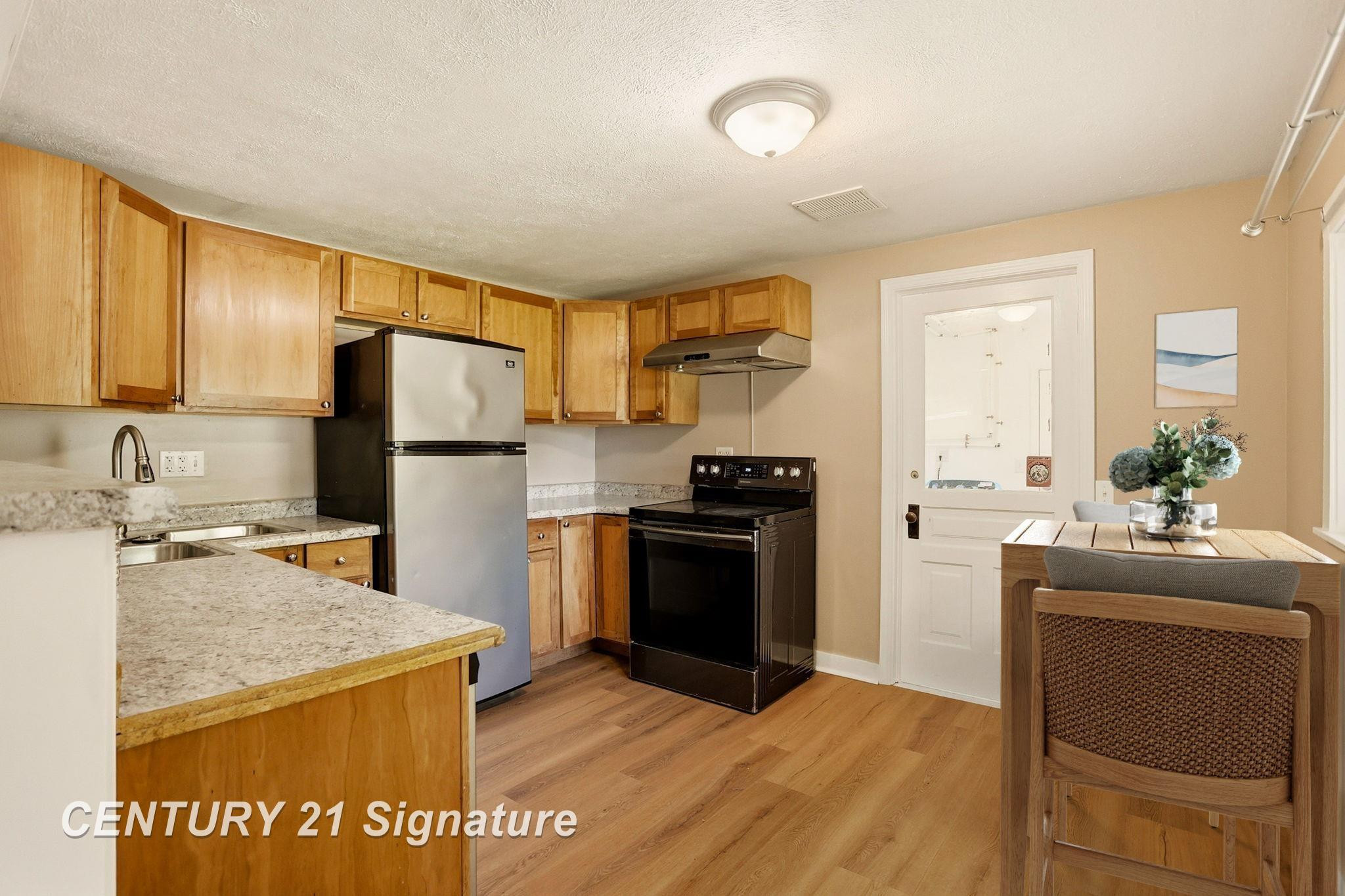 4355 N Michigan Avenue, Saginaw, MI 48604 — Photo 15