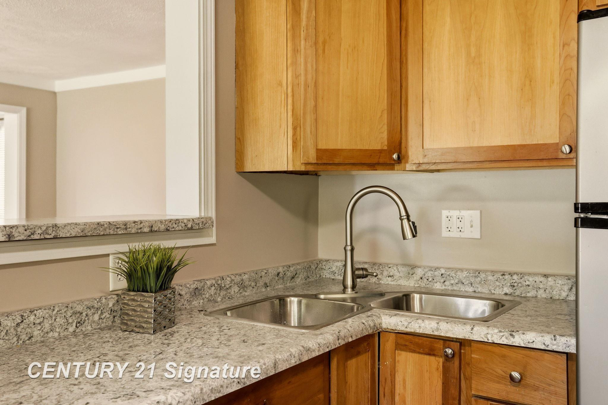 4355 N Michigan Avenue, Saginaw, MI 48604 — Photo 18