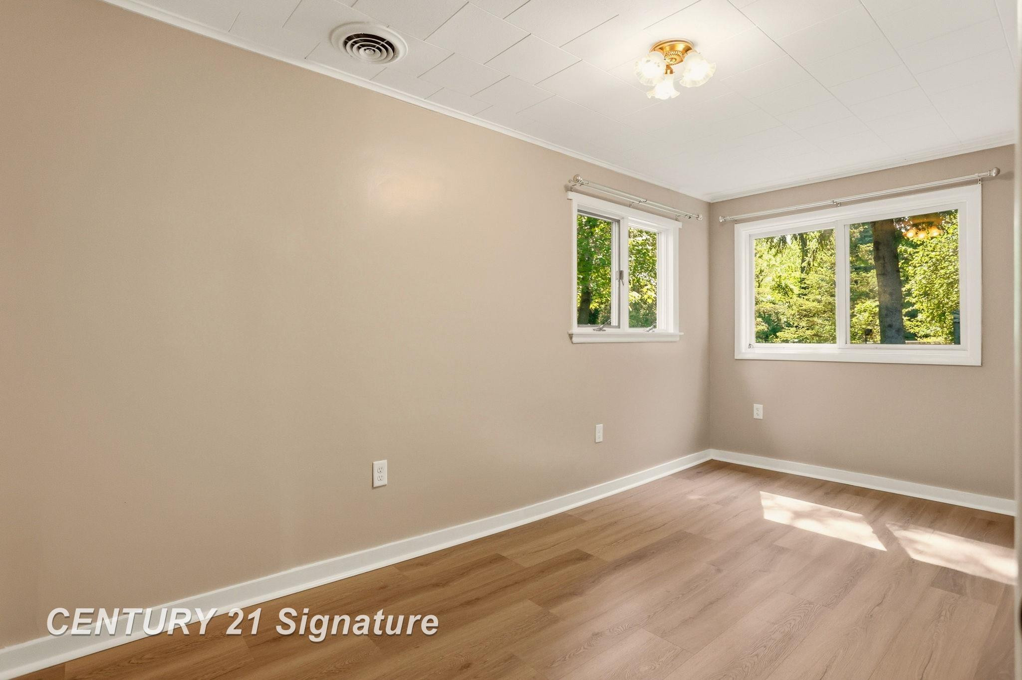 4355 N Michigan Avenue, Saginaw, MI 48604 — Photo 28
