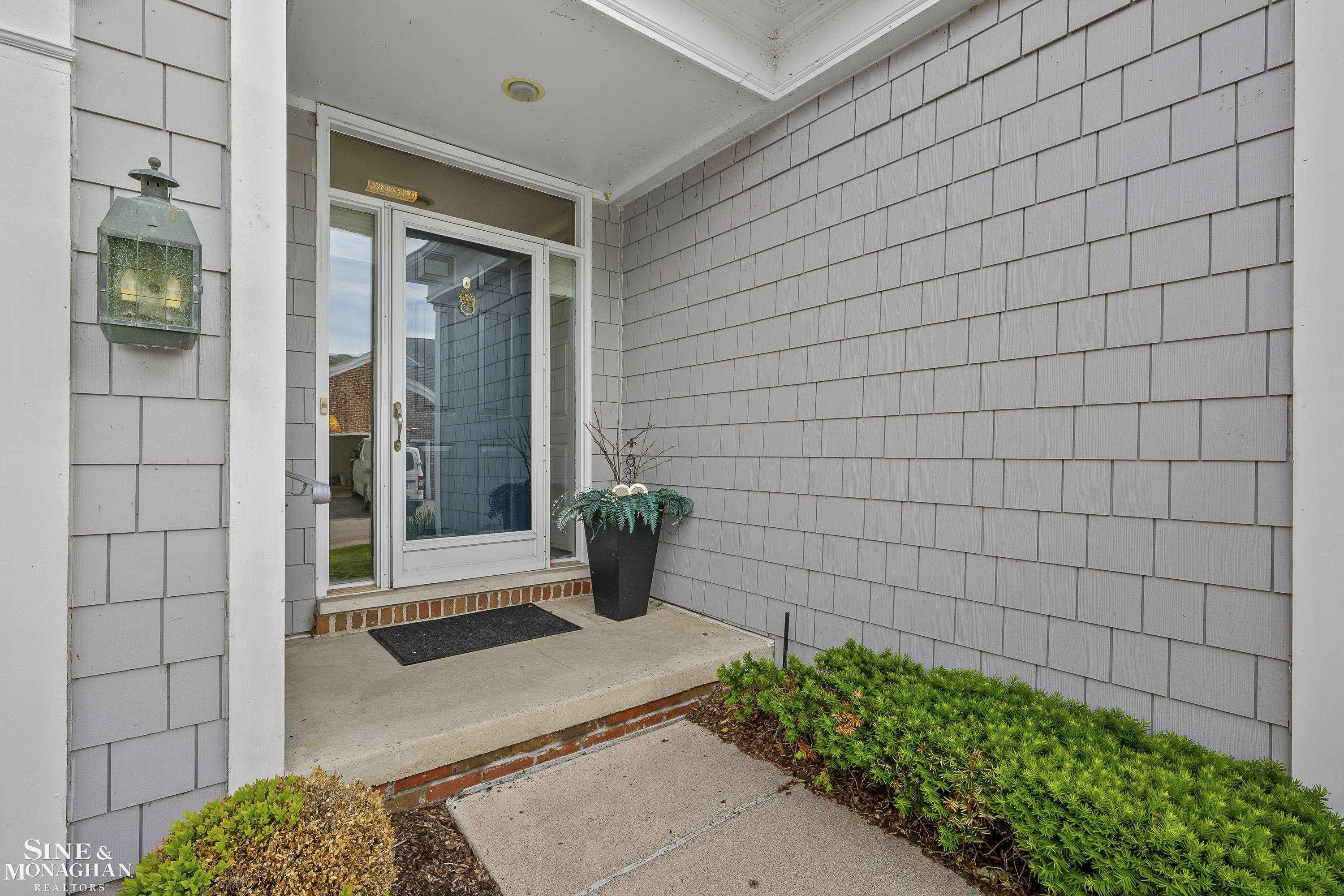 9005 Harbor Place, Saint Clair Shores, MI 48080 — Photo 2