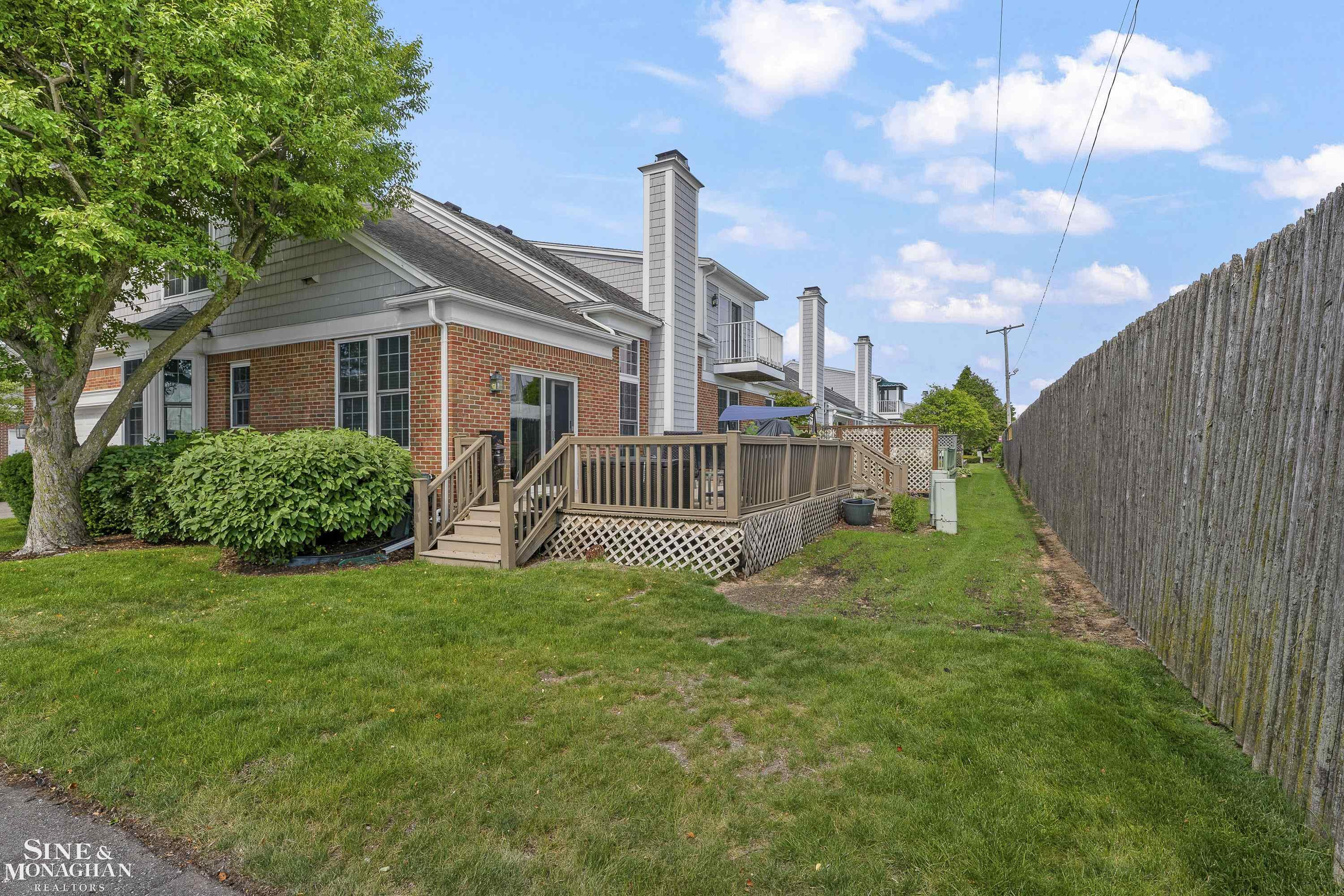 9005 Harbor Place, Saint Clair Shores, MI 48080 — Photo 40