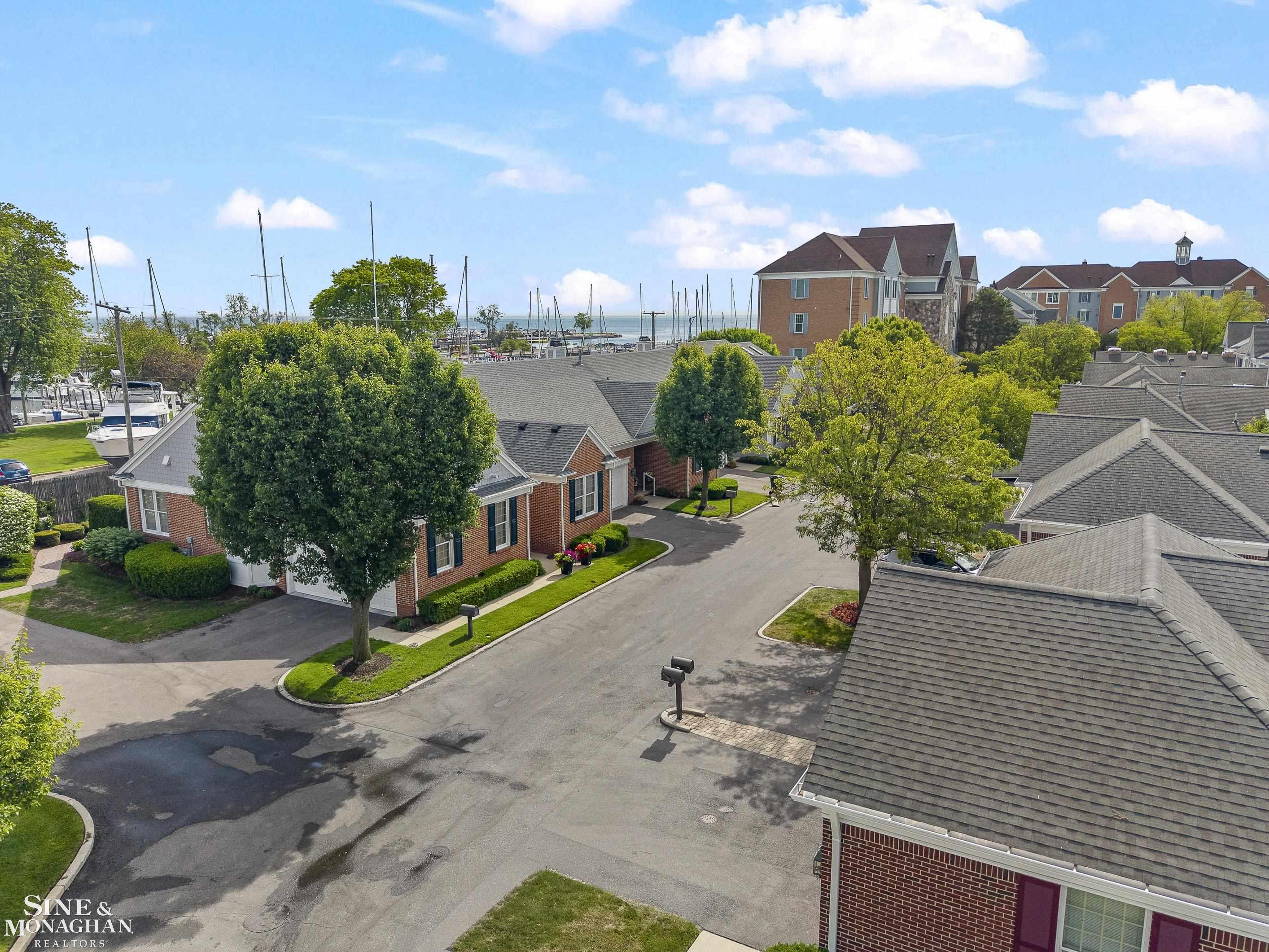 9005 Harbor Place, Saint Clair Shores, MI 48080 — Photo 41
