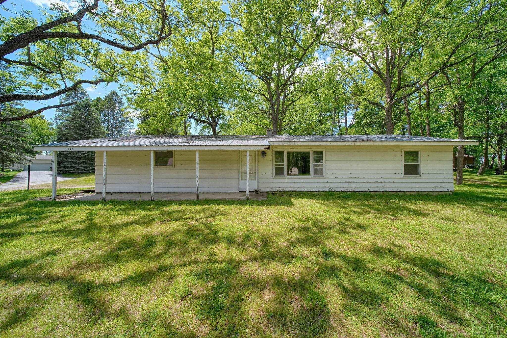 3940 Round Lake Highway, Manitou Beach, MI 49253