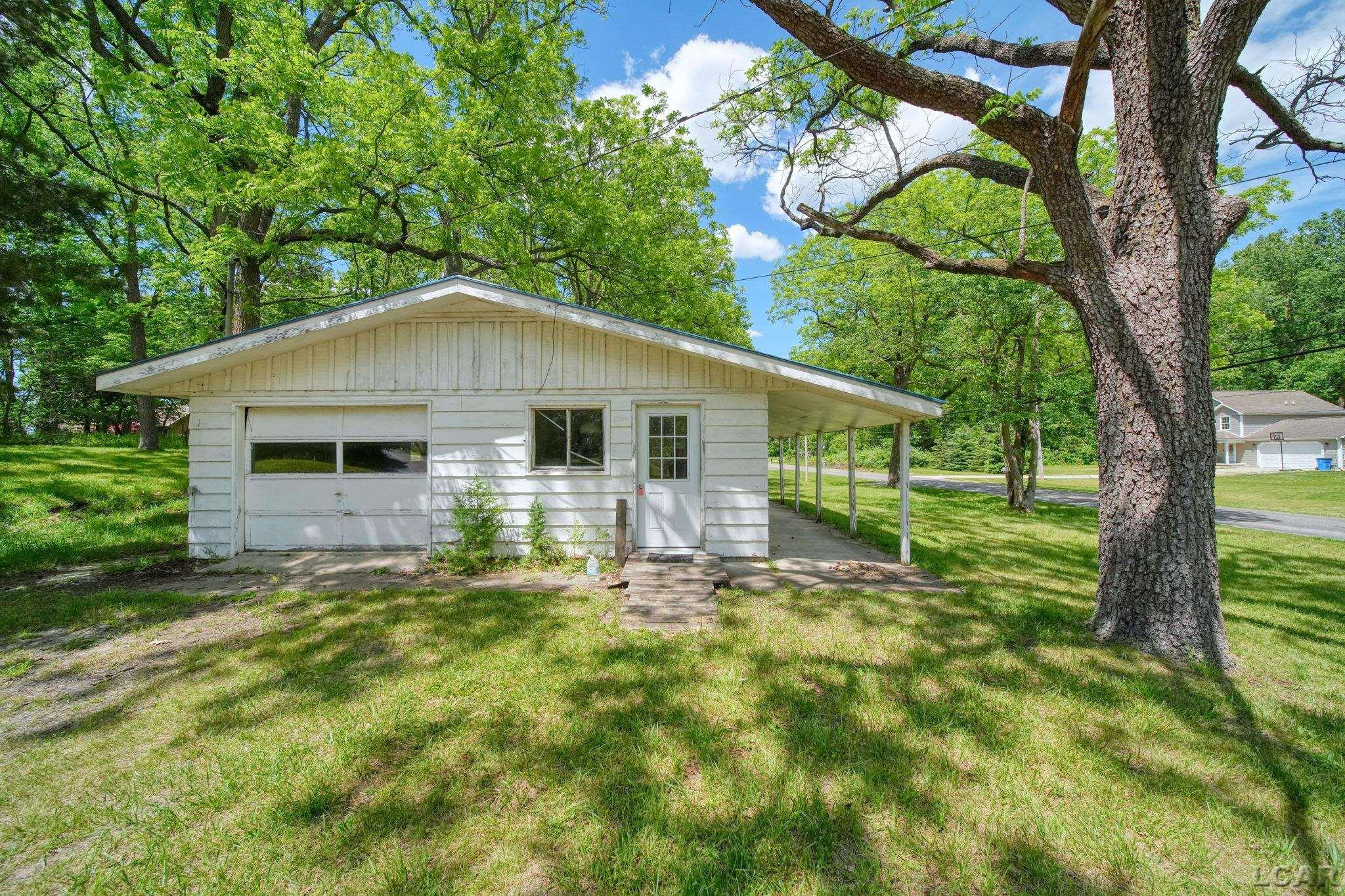 3940 Round Lake Highway, Manitou Beach, MI 49253 — Photo 14