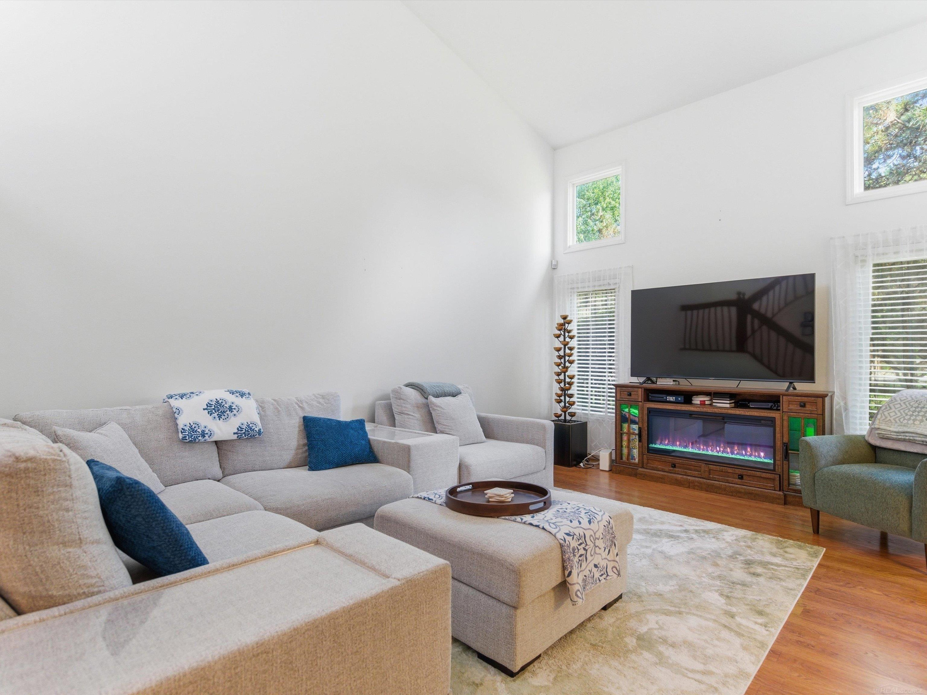 46860 High Meadows Court, Macomb, MI 48044 — Photo 9