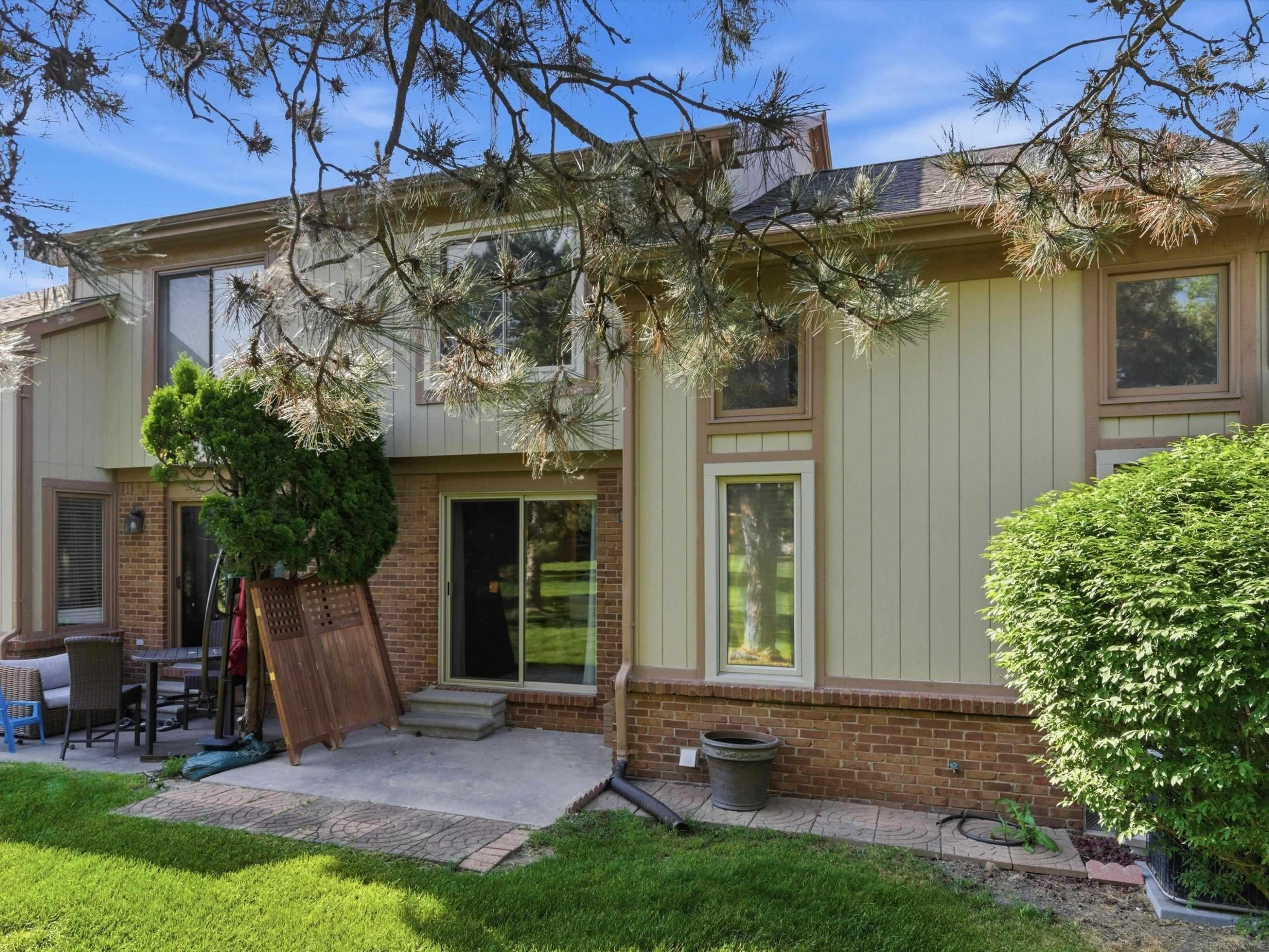46860 High Meadows Court, Macomb, MI 48044 — Photo 36