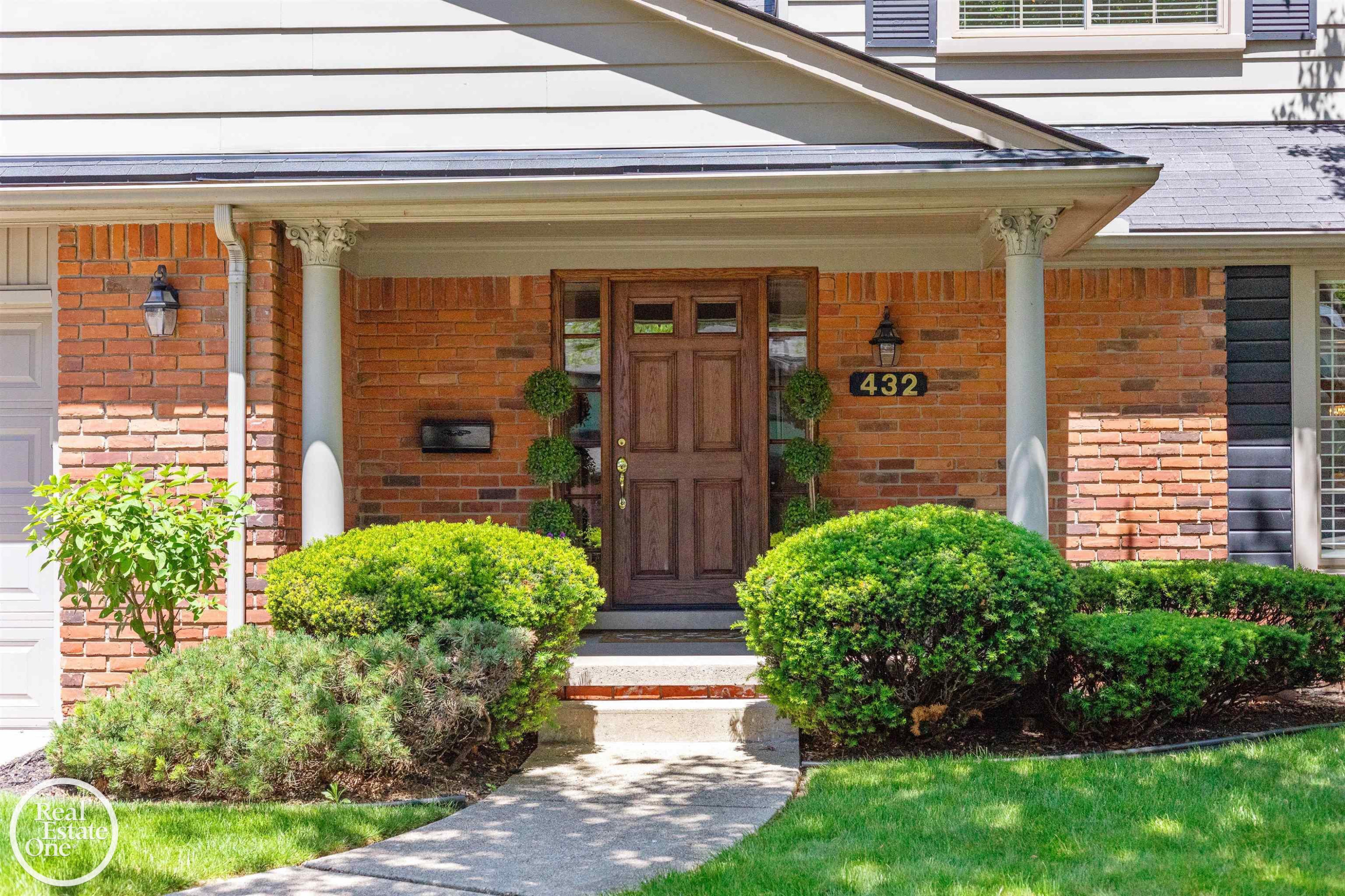 432 Saddle Lane, Grosse Pointe Woods, MI 48236 — Photo 5