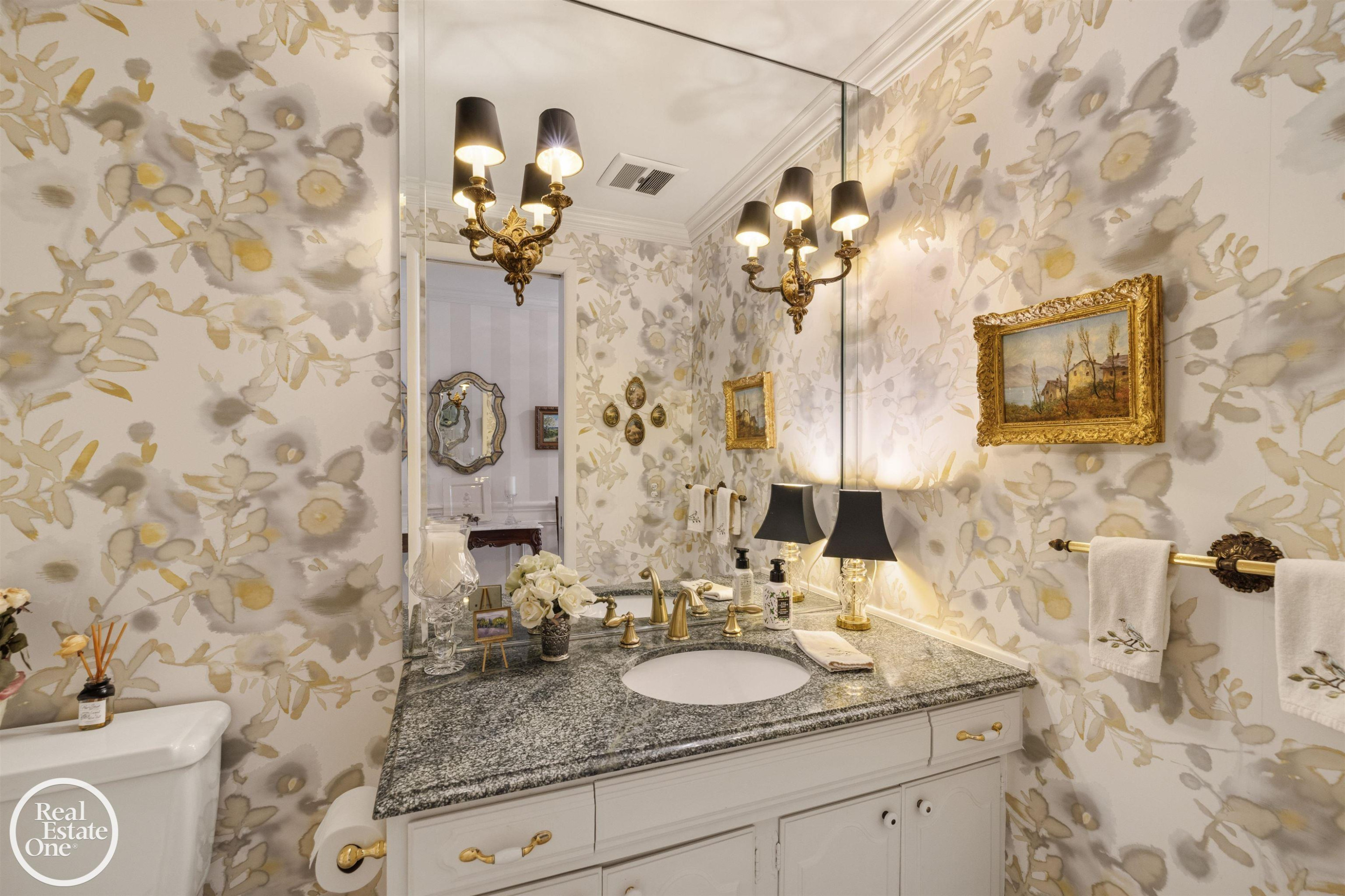 432 Saddle Lane, Grosse Pointe Woods, MI 48236 — Photo 7