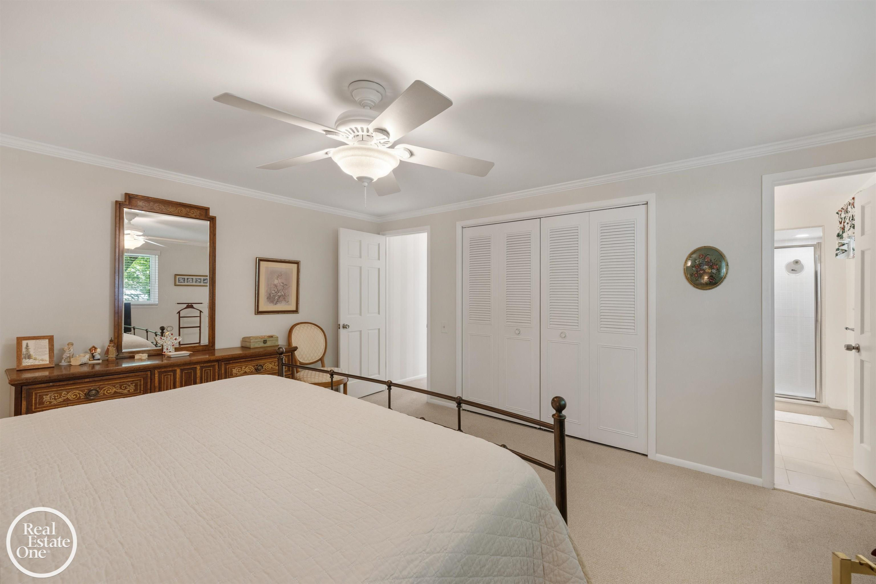 432 Saddle Lane, Grosse Pointe Woods, MI 48236 — Photo 24