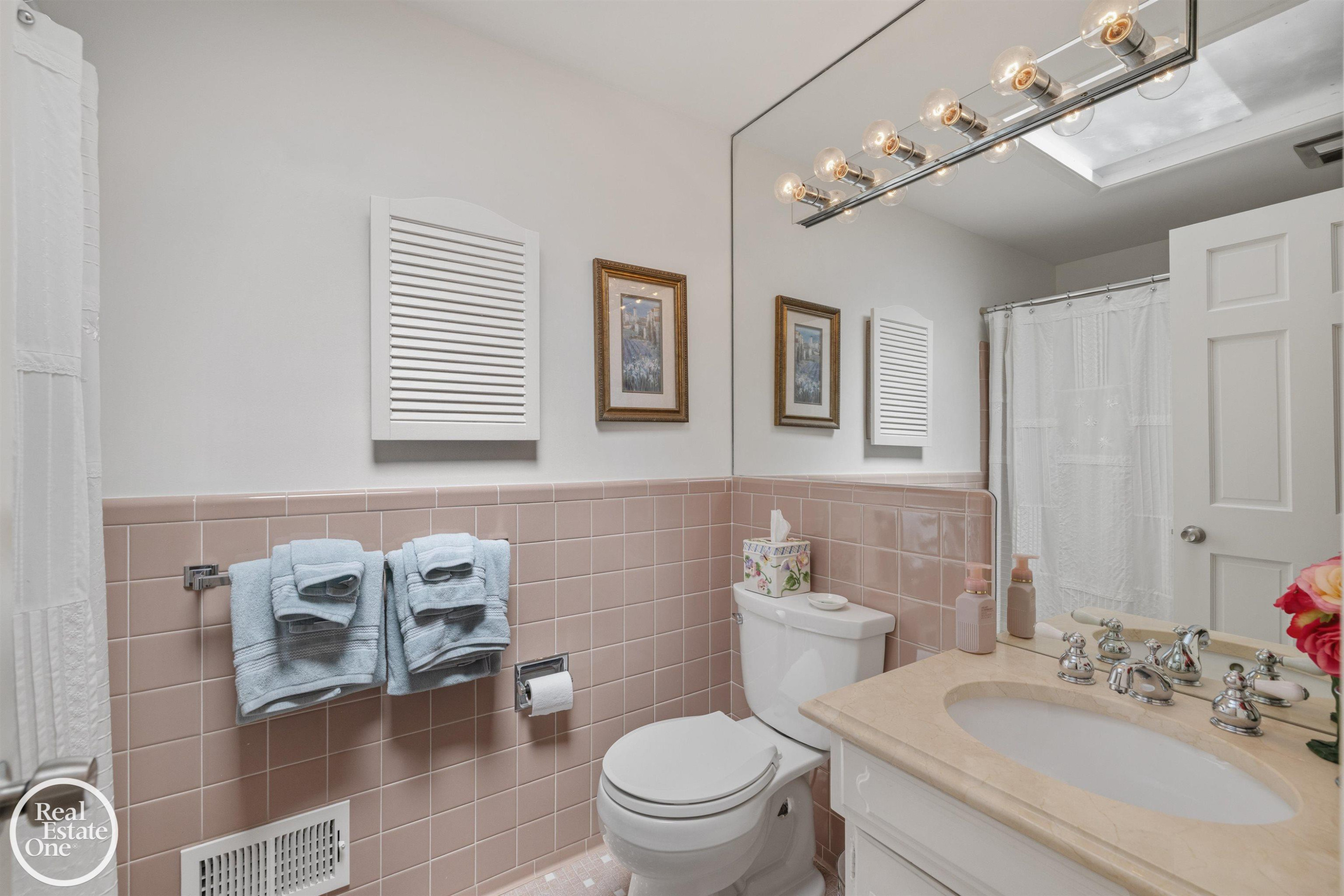 432 Saddle Lane, Grosse Pointe Woods, MI 48236 — Photo 31
