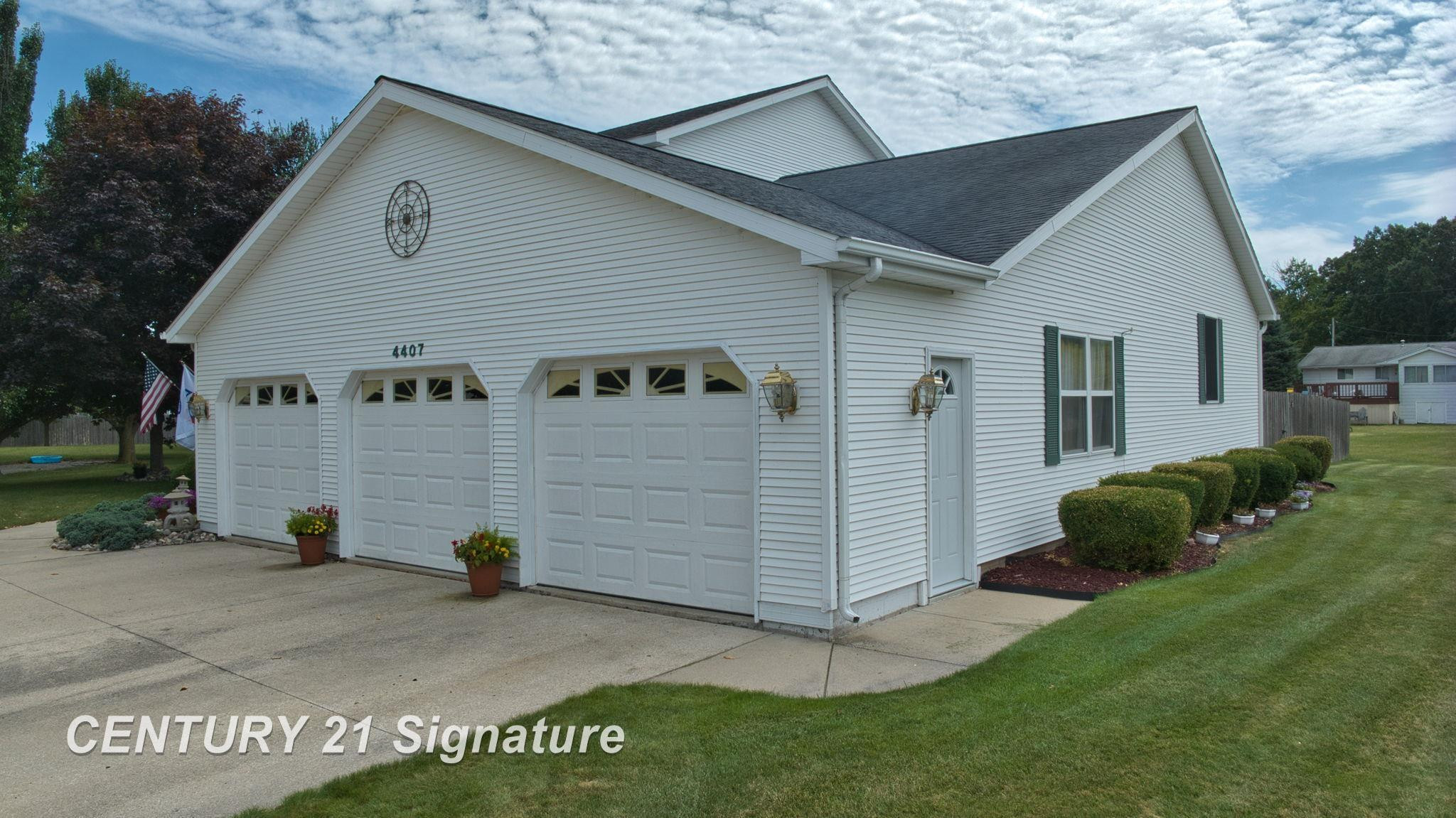 4407 Spurwood Drive, Saginaw, MI 48603 — Photo 5