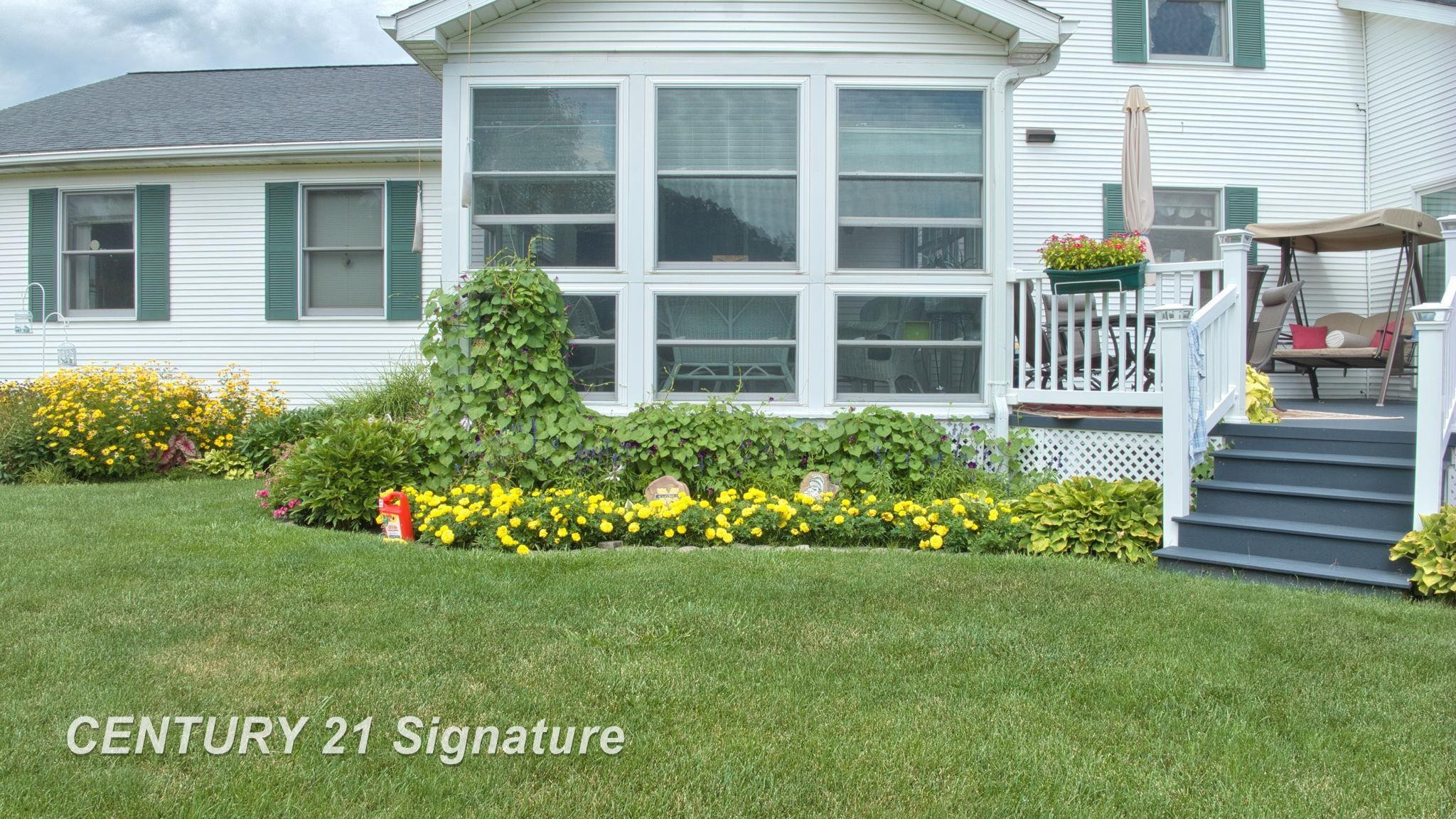 4407 Spurwood Drive, Saginaw, MI 48603 — Photo 15