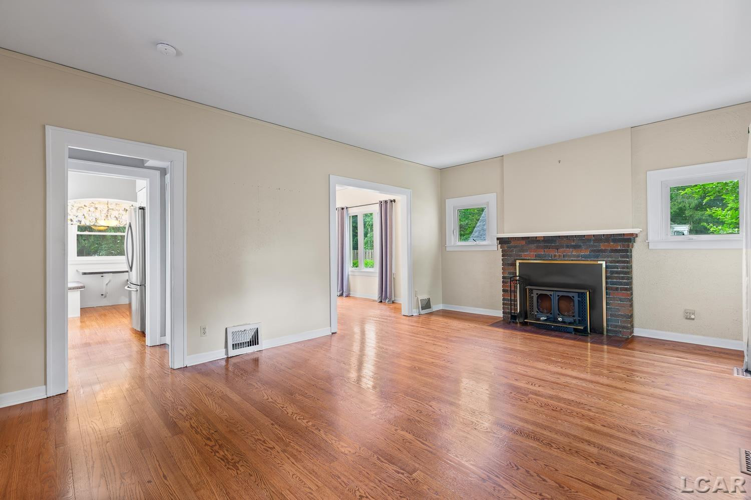 925 Lincoln Avenue, Adrian, MI 49221 — Photo 5