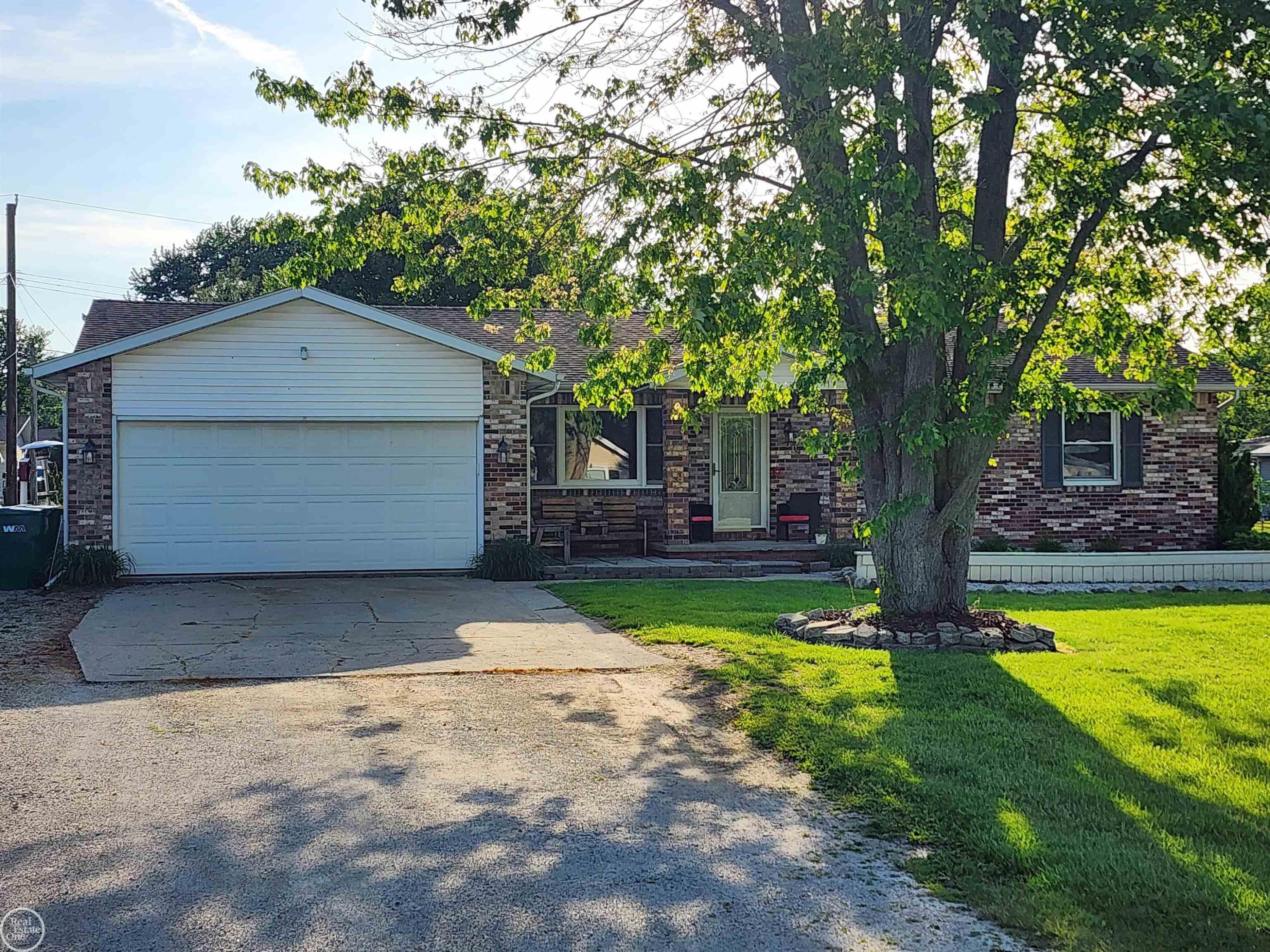 2919 Eastland Drive, Port Huron, MI 48060 — Photo 3