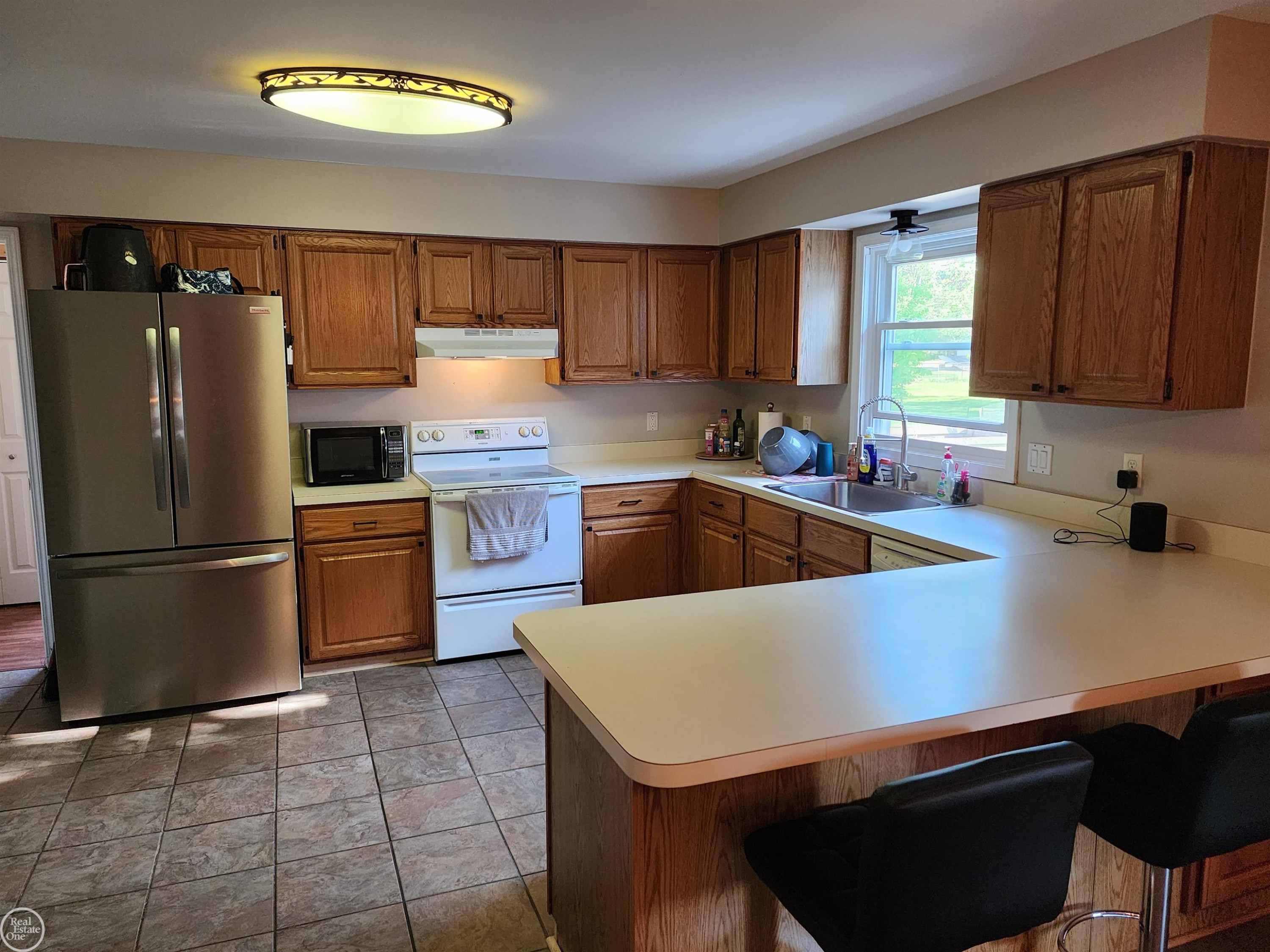 2919 Eastland Drive, Port Huron, MI 48060 — Photo 5