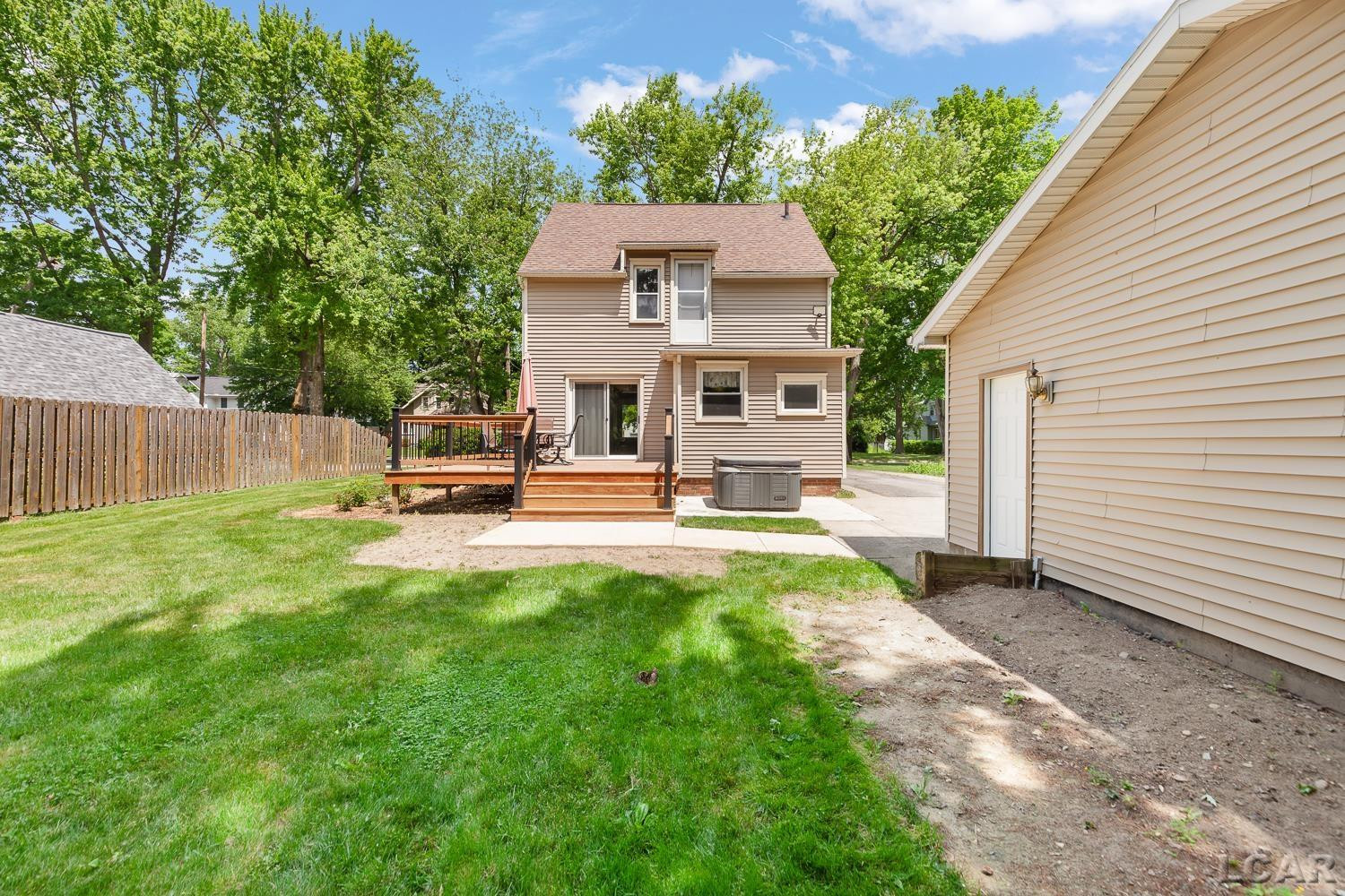 925 Lincoln Avenue, Adrian, MI 49221 — Photo 29