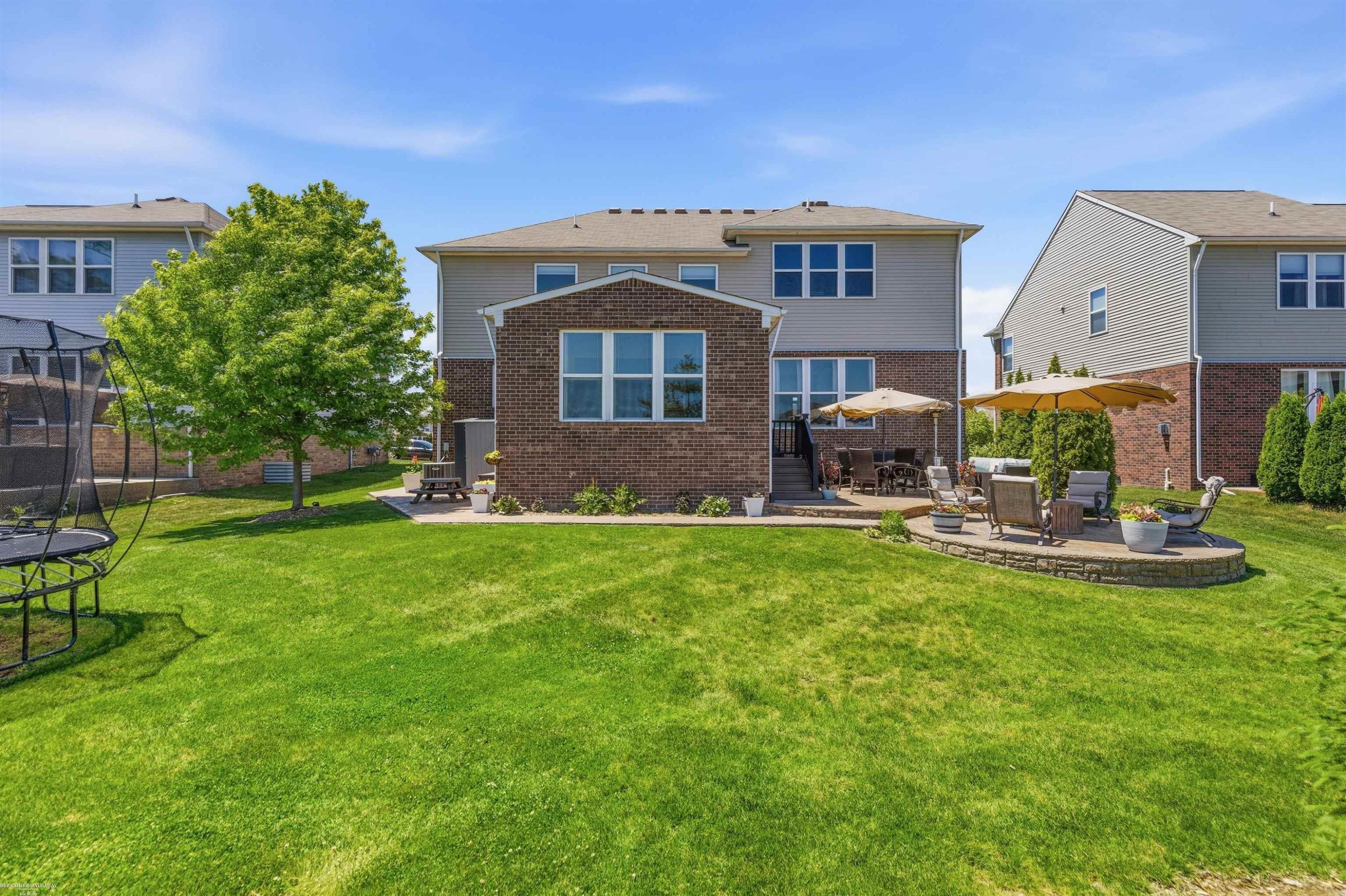 49410 Camarosa Lane, MI 48044 — Photo 53