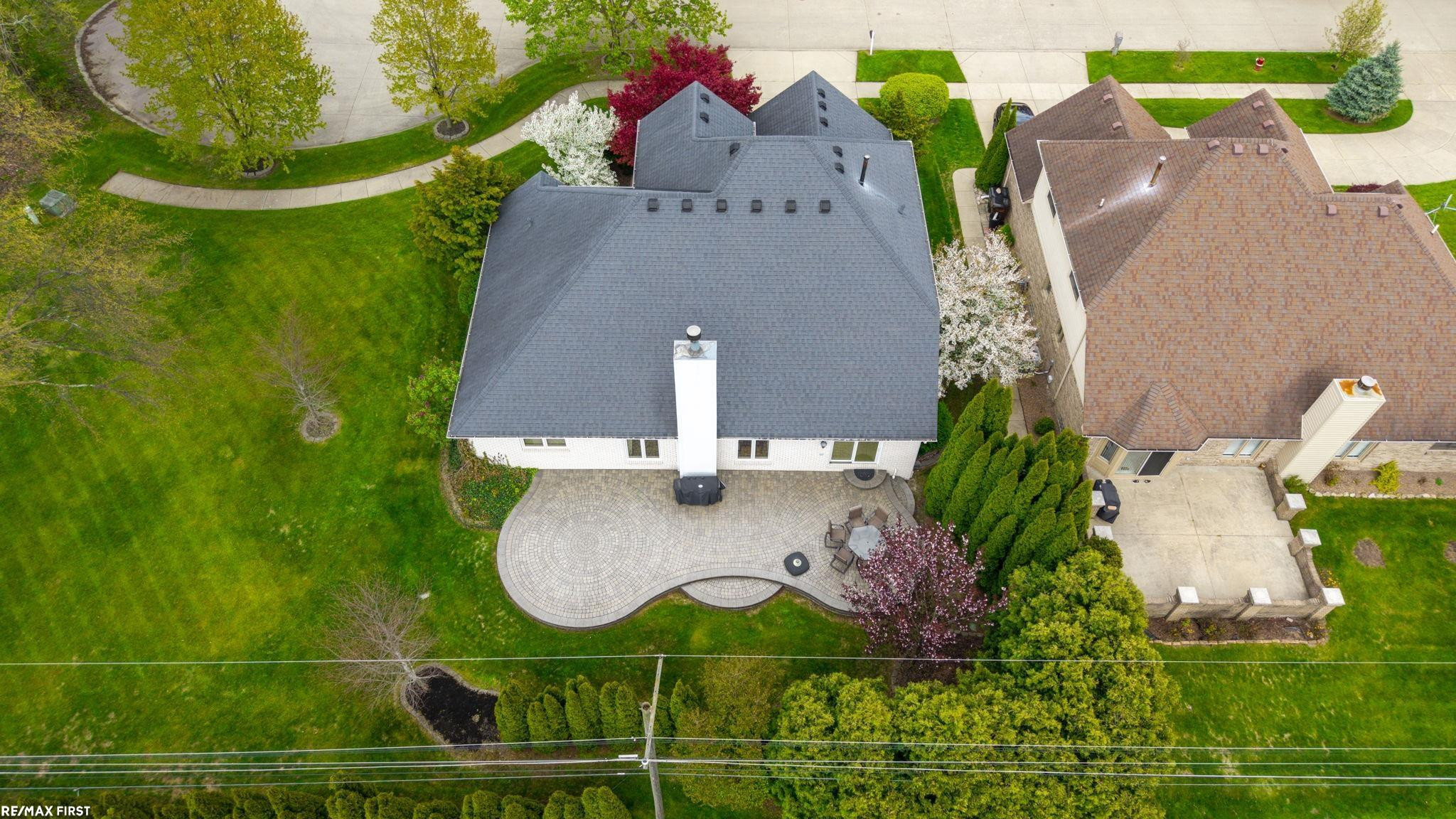 51205 Christine Court, Shelby Twp, MI 48316 — Photo 11