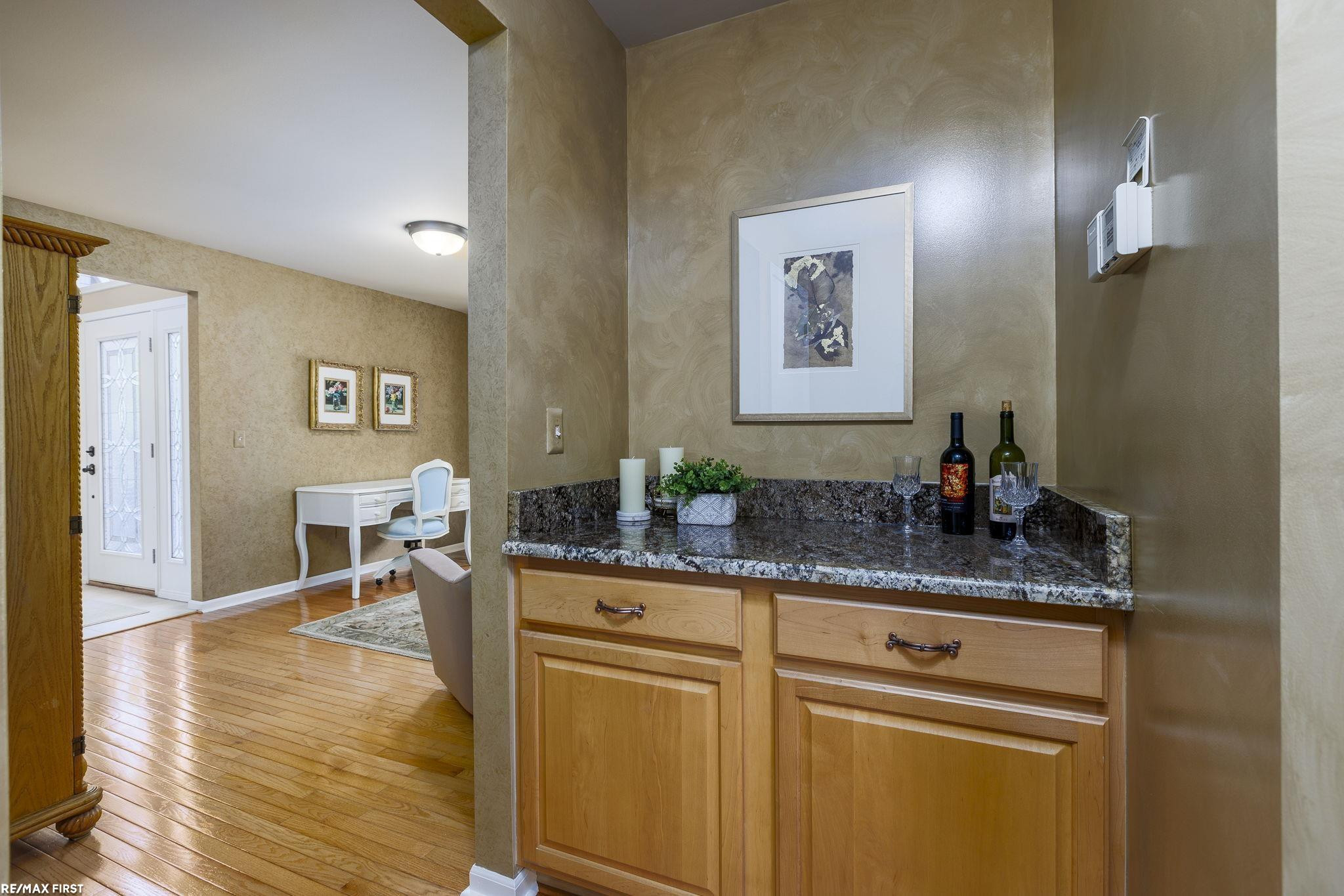 51205 Christine Court, Shelby Twp, MI 48316 — Photo 15