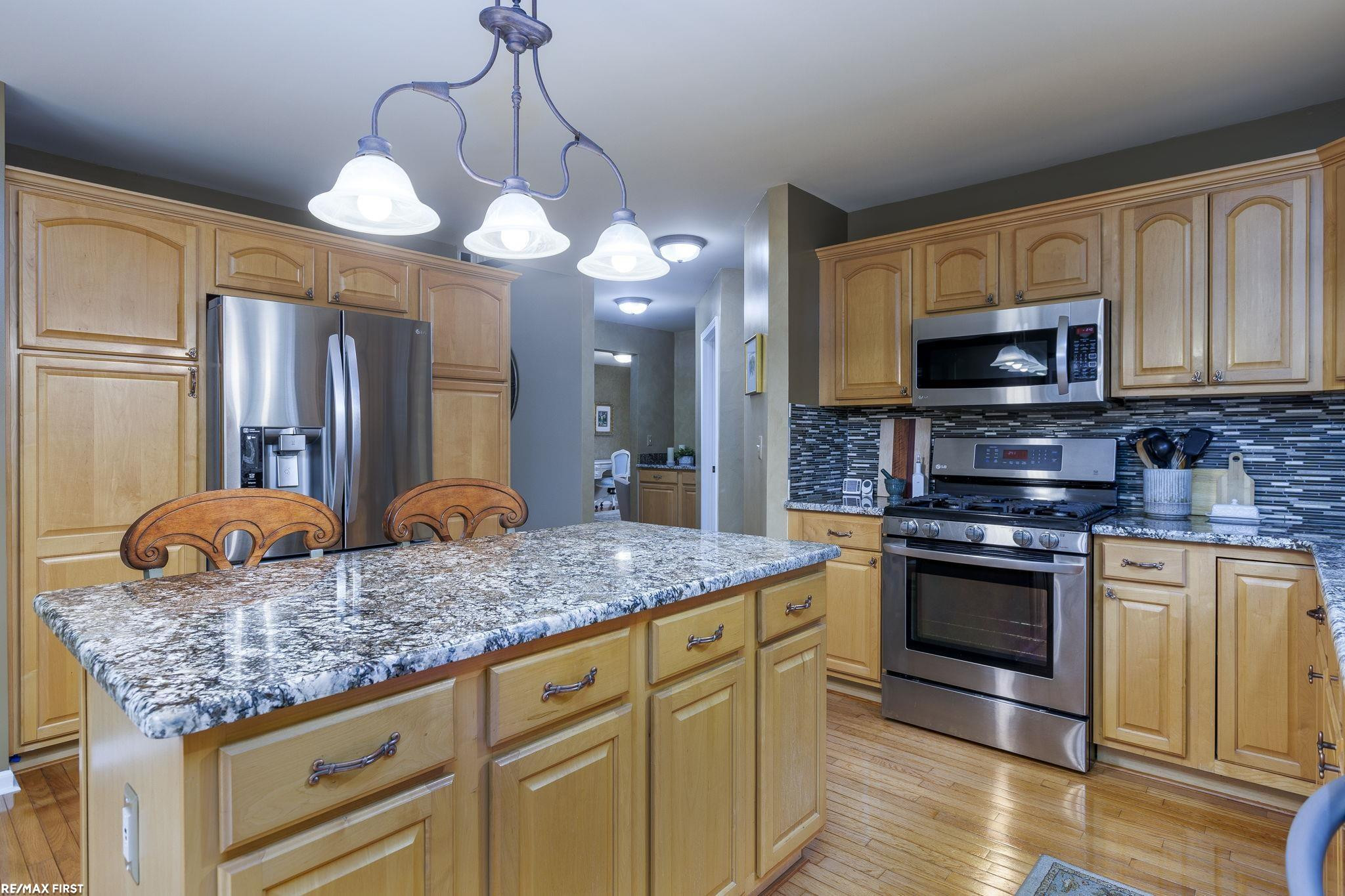 51205 Christine Court, Shelby Twp, MI 48316 — Photo 22