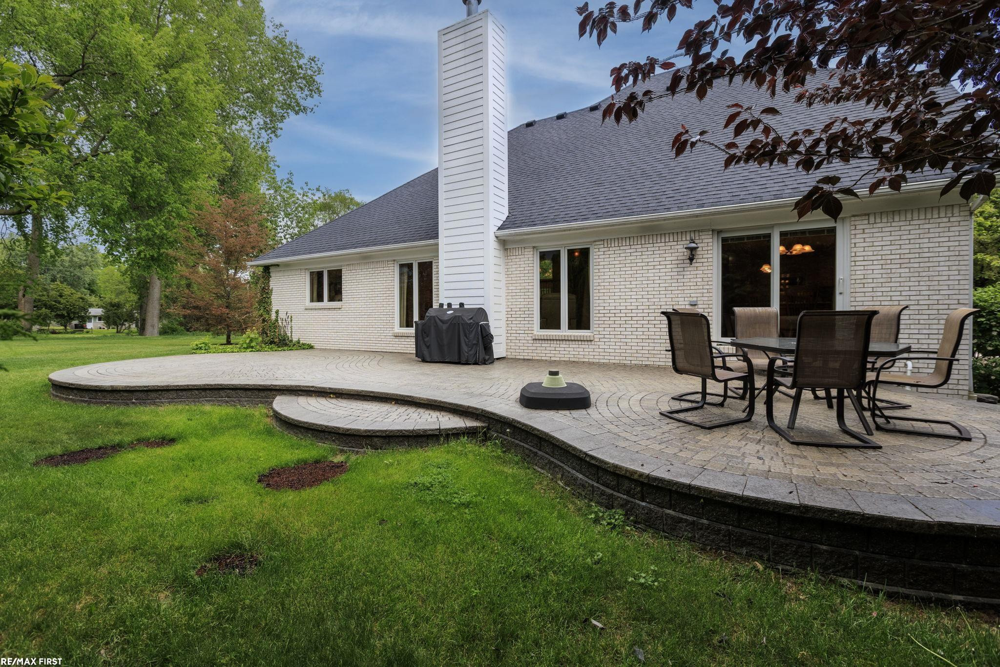 51205 Christine Court, Shelby Twp, MI 48316 — Photo 41