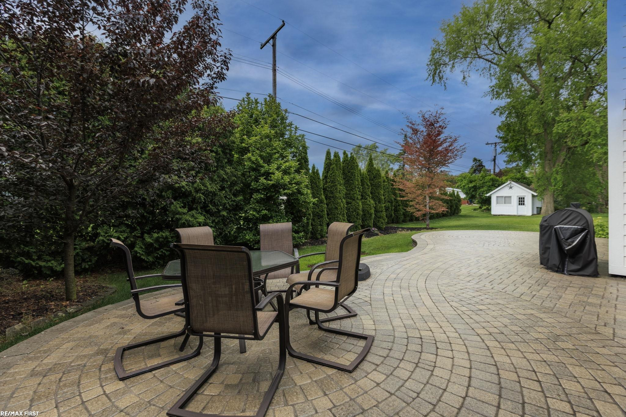 51205 Christine Court, Shelby Twp, MI 48316 — Photo 42