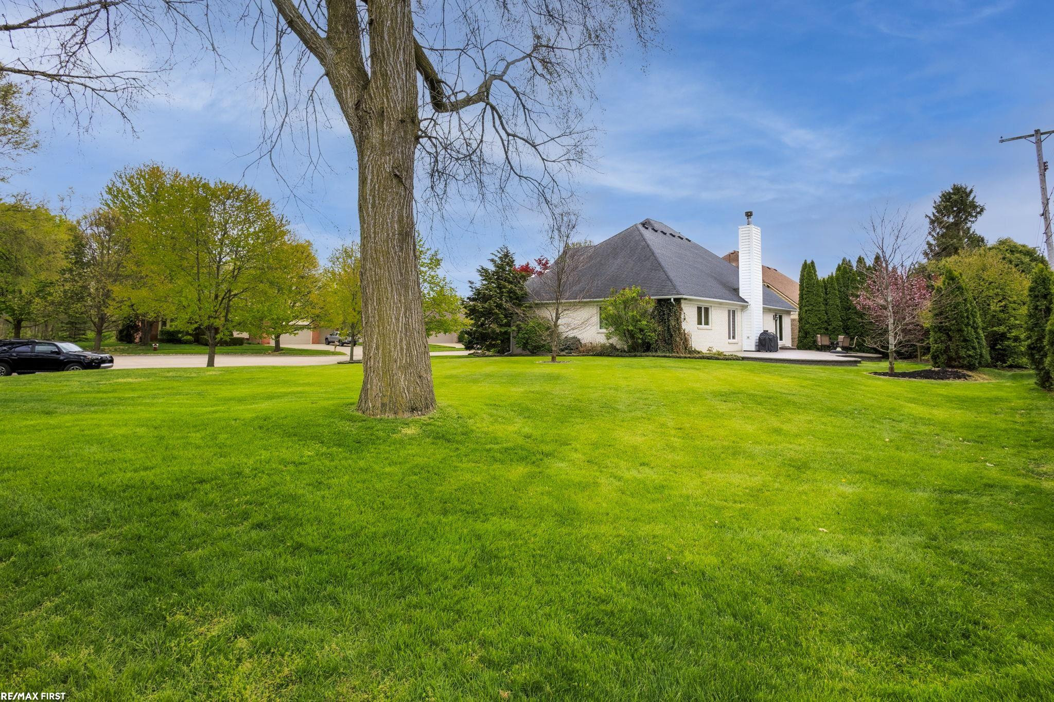 51205 Christine Court, Shelby Twp, MI 48316 — Photo 43