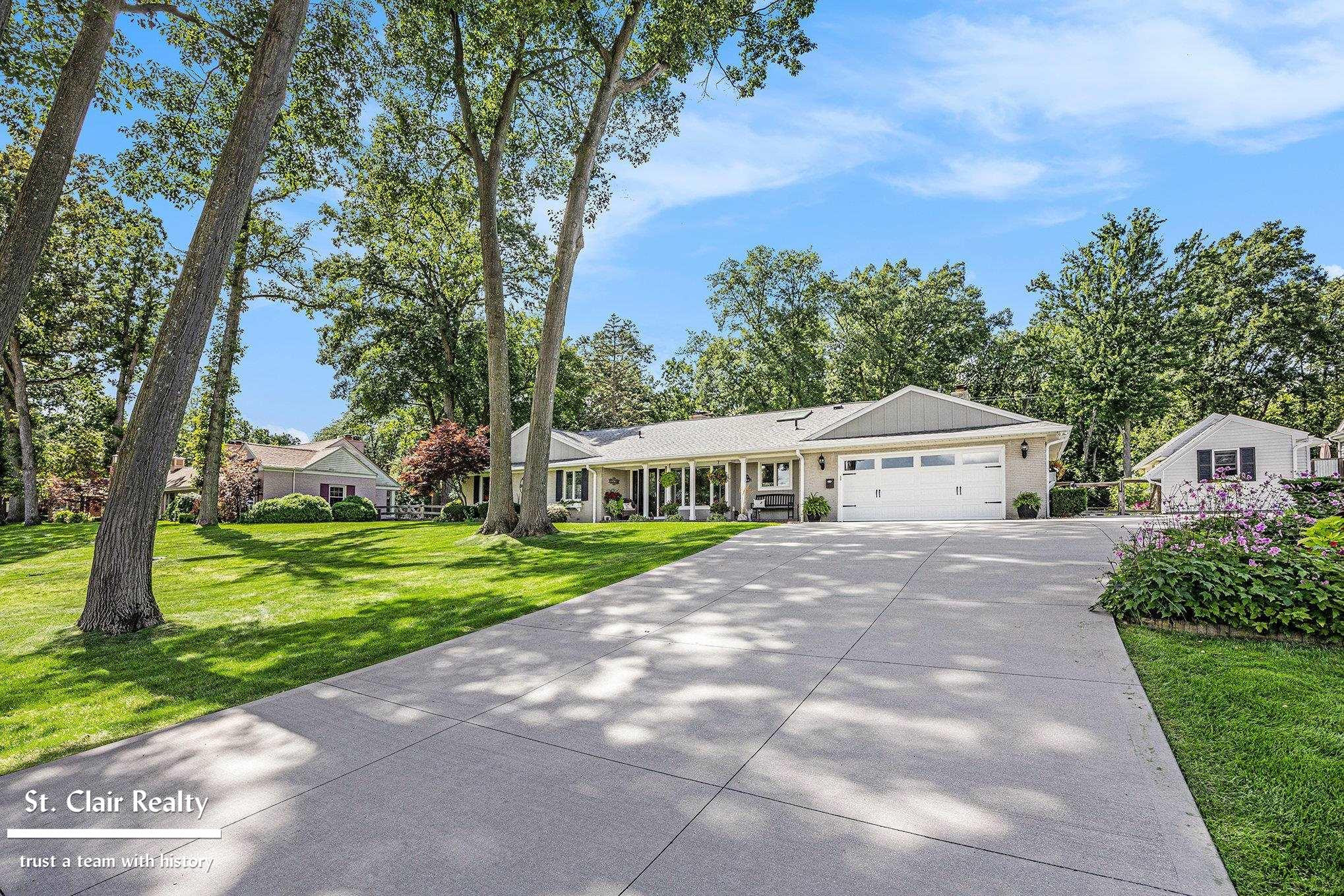 983 N Riverside Avenue, MI 48079 — Photo 49