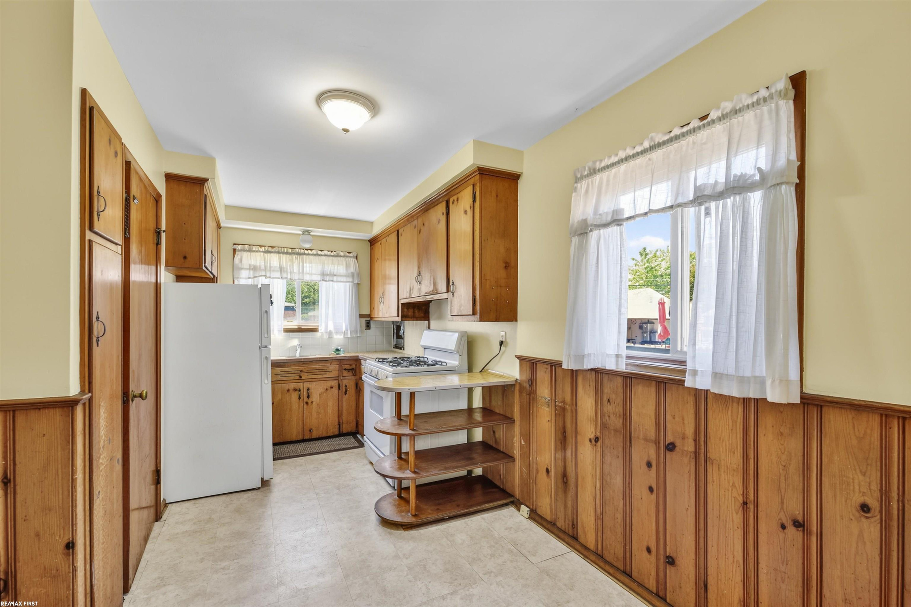 21442 Share Street, Saint Clair Shores, MI 48082 — Photo 11