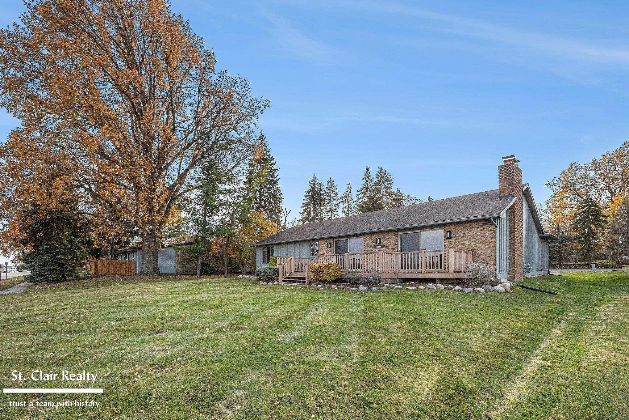 2516 River Road, Marysville, MI 48040 — Photo 2