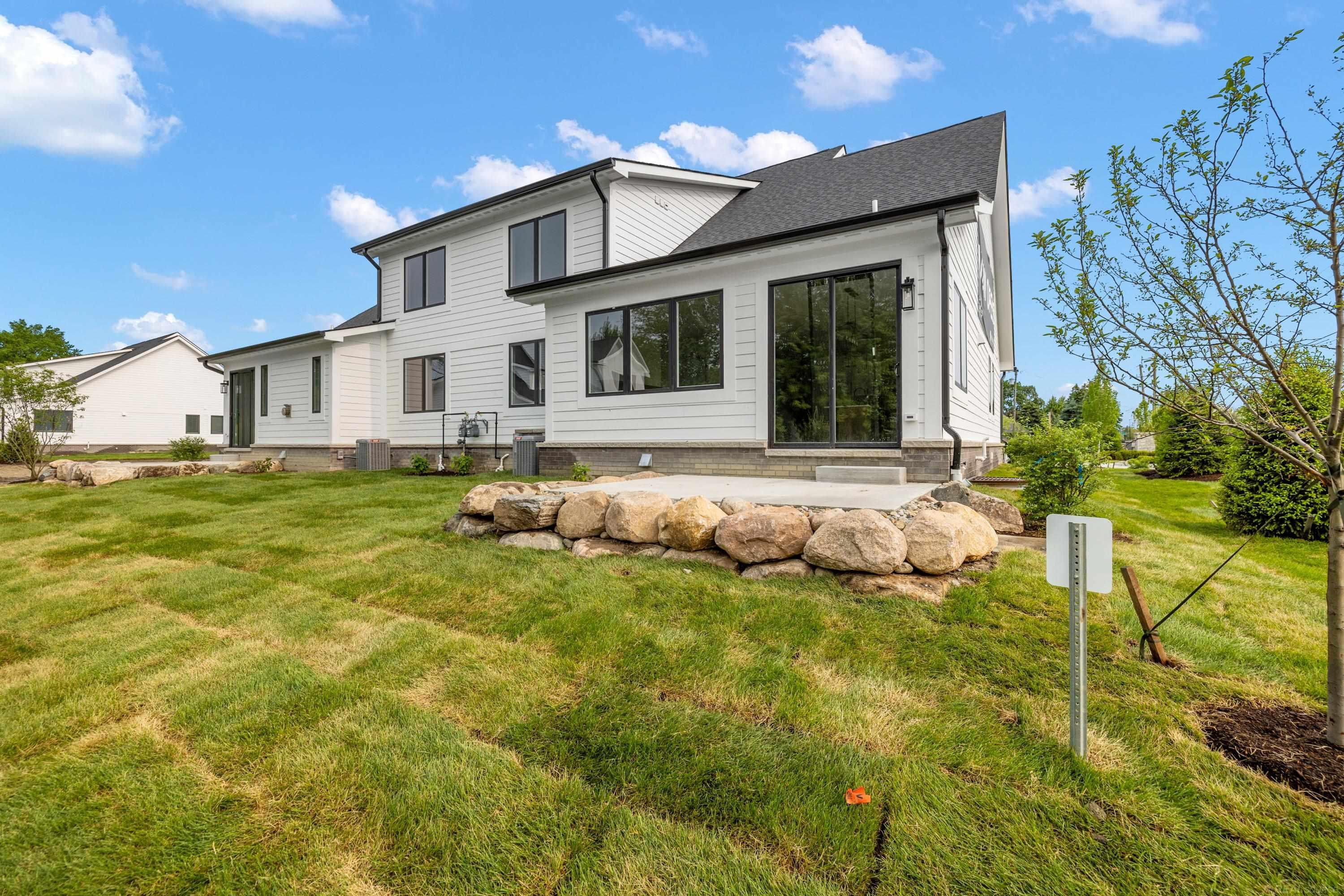 5874 Heights Drive, Unit 20 / Building 10, Sterling Heights, MI 48314 — Photo 24