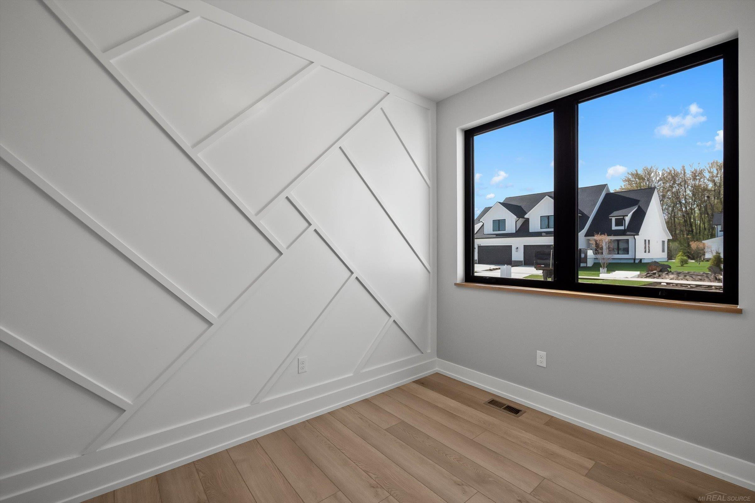 5829 Heights Drive, Unit 3 / Building 1, Sterling Heights, MI 48314 — Photo 9