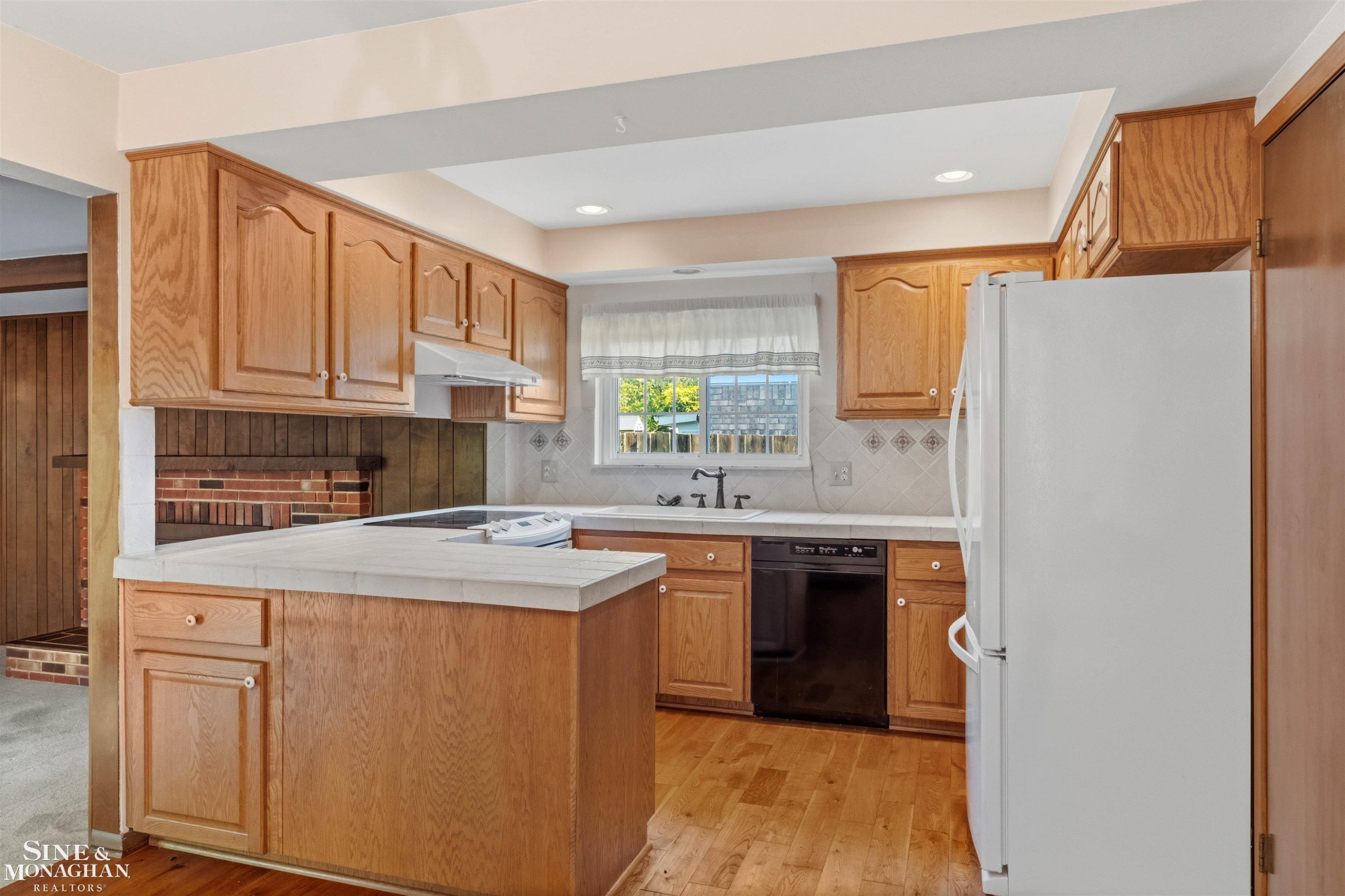 40127 Pallazo Drive, Clinton Twp, MI 48038 — Photo 7