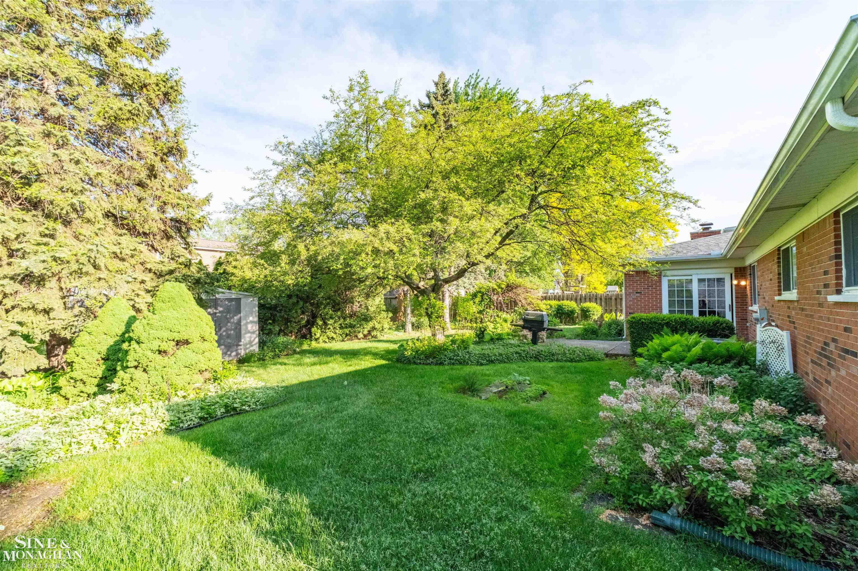 40127 Pallazo Drive, Clinton Twp, MI 48038 — Photo 32