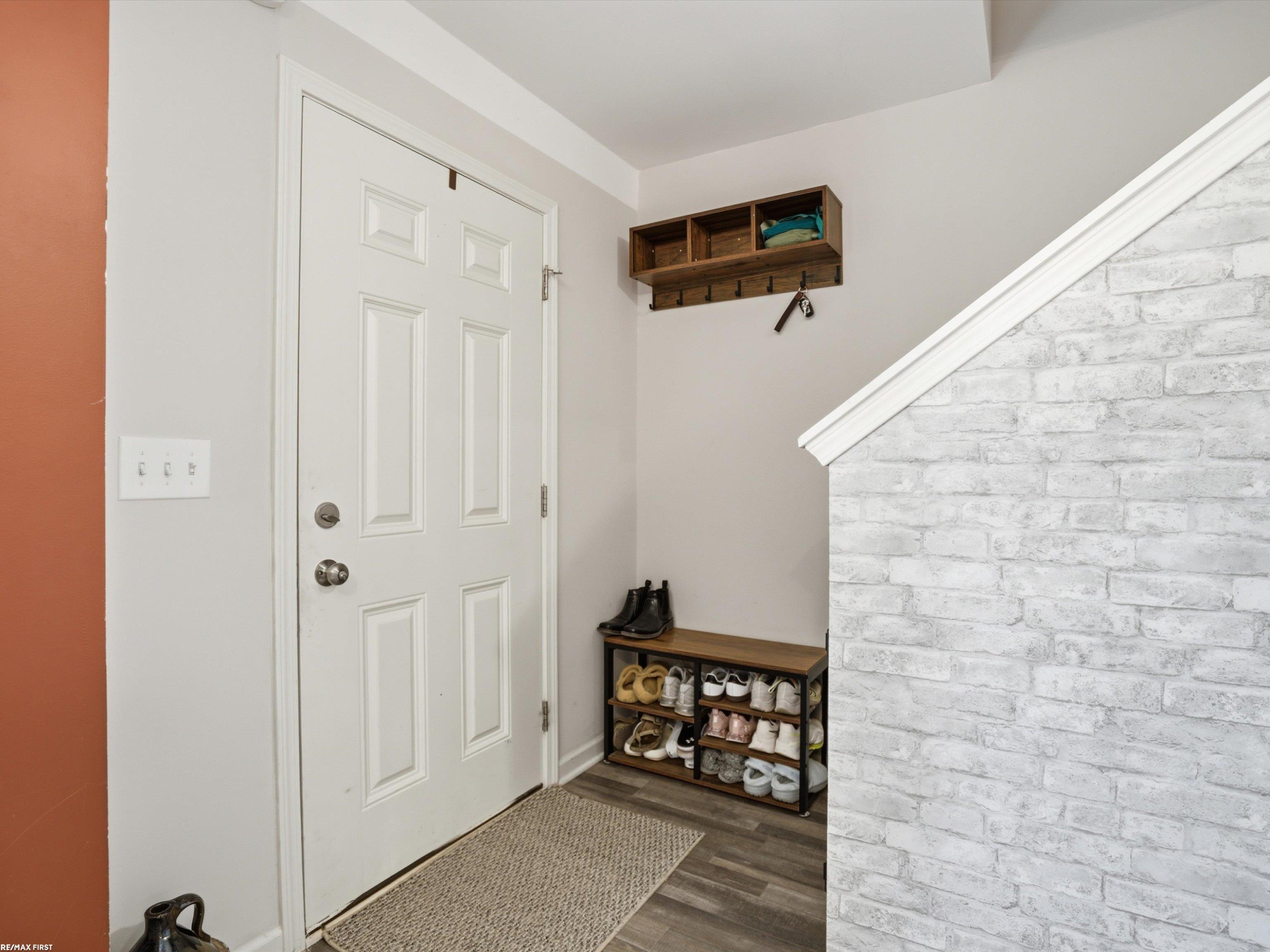 676 Woodvalley Drive, Corunna, MI 48817 — Photo 7