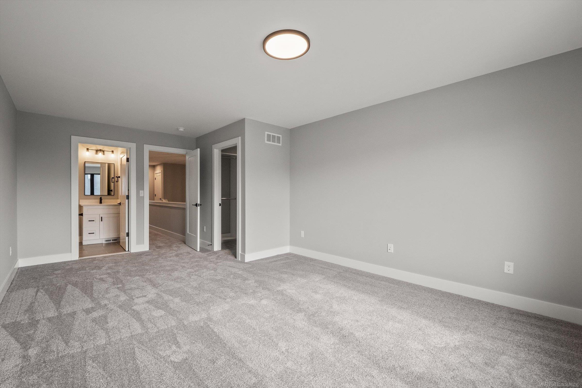 5865 Heights Drive, Unit 1 / Building 1, Sterling Heights, MI 48314 — Photo 19