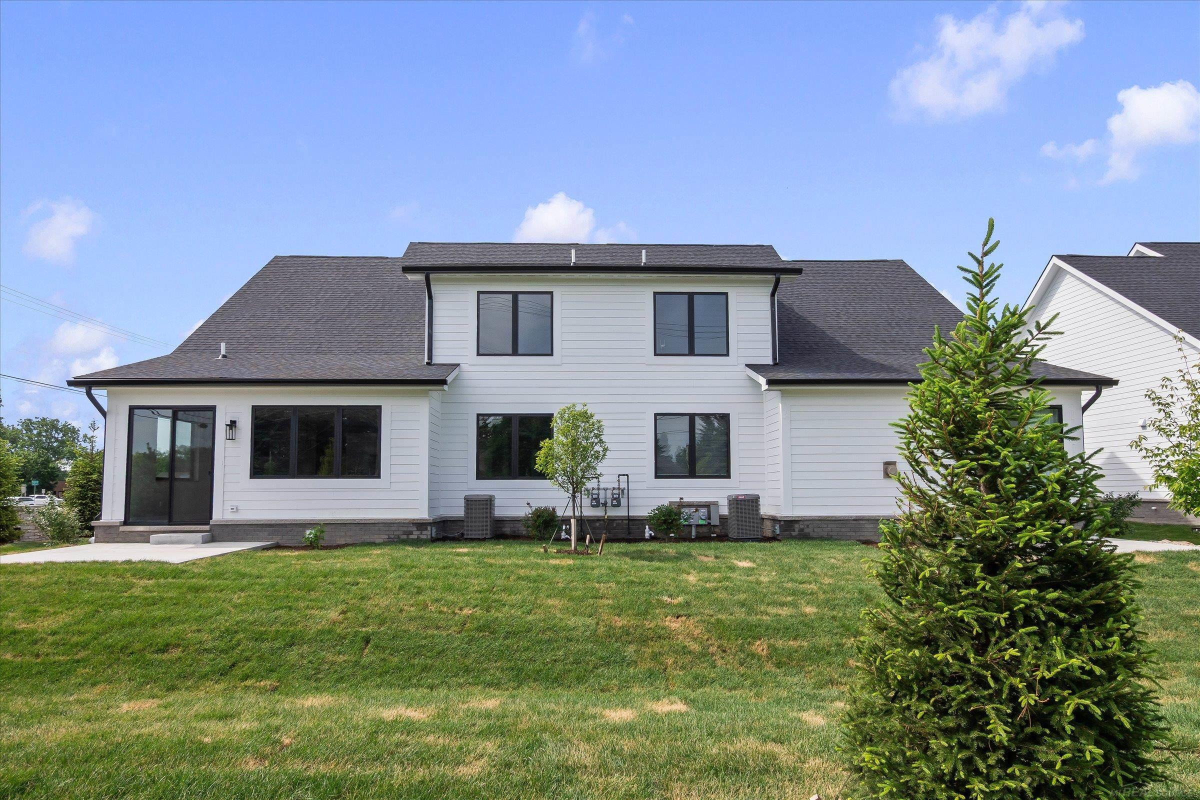 5865 Heights Drive, Unit 1 / Building 1, Sterling Heights, MI 48314 — Photo 26