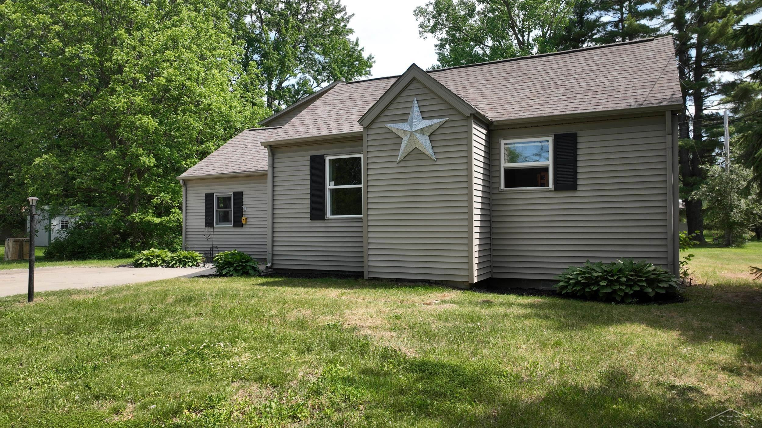 22359 Gratiot Road, Merrill, MI 48637 — Photo 4