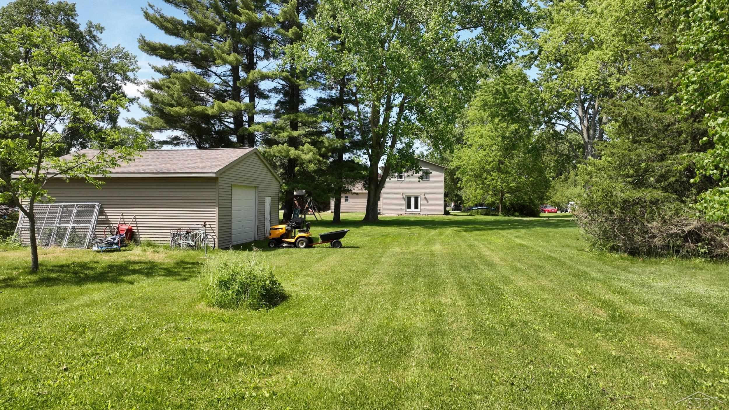 22359 Gratiot Road, Merrill, MI 48637 — Photo 10