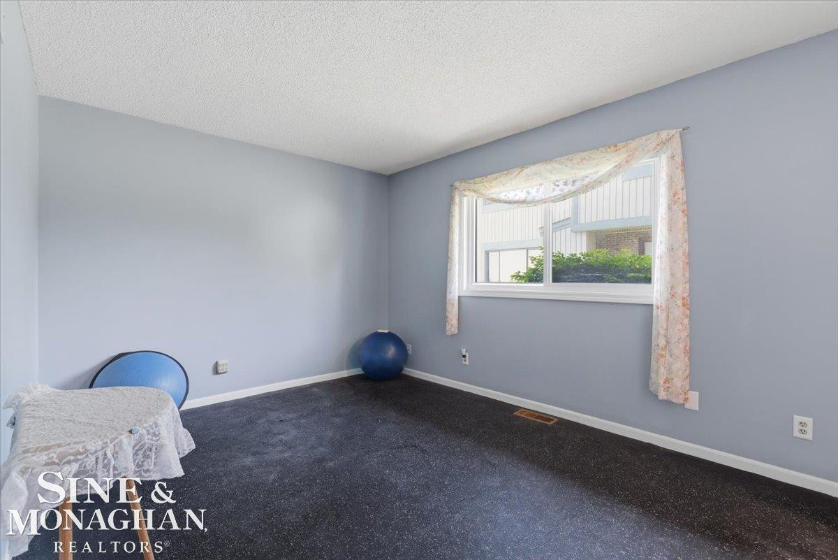 1715 River Road, 58, MI 48079 — Photo 27