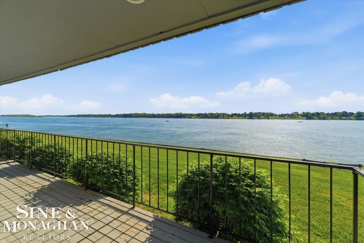 1715 River Road, 58, MI 48079 — Photo 32