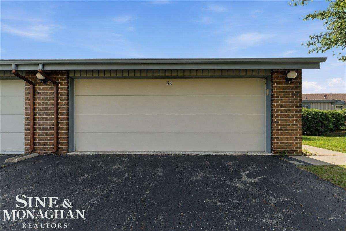 1715 River Road, 58, MI 48079 — Photo 34