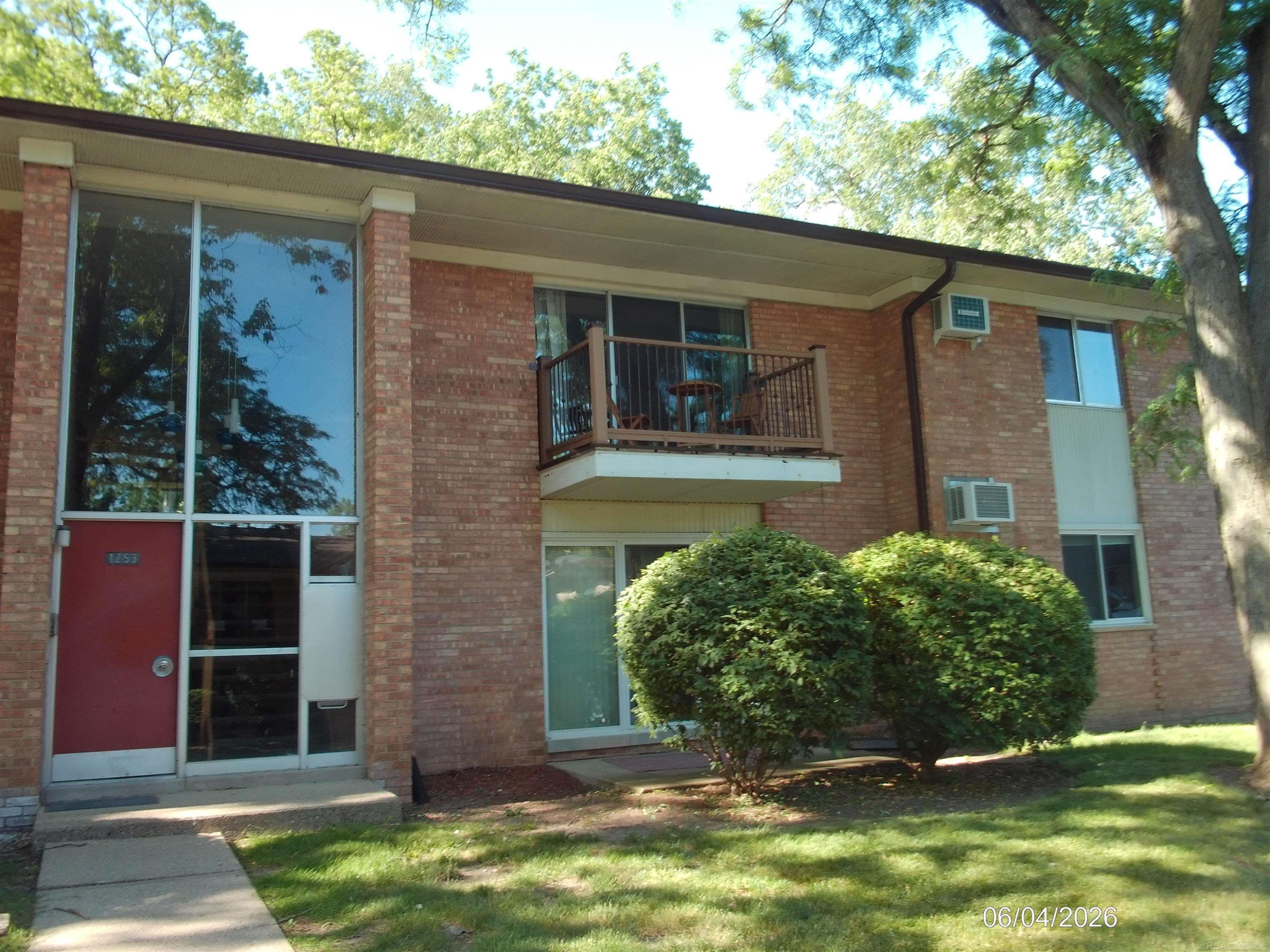 1253 Island Drive, 104, Ann Arbor, MI 48105