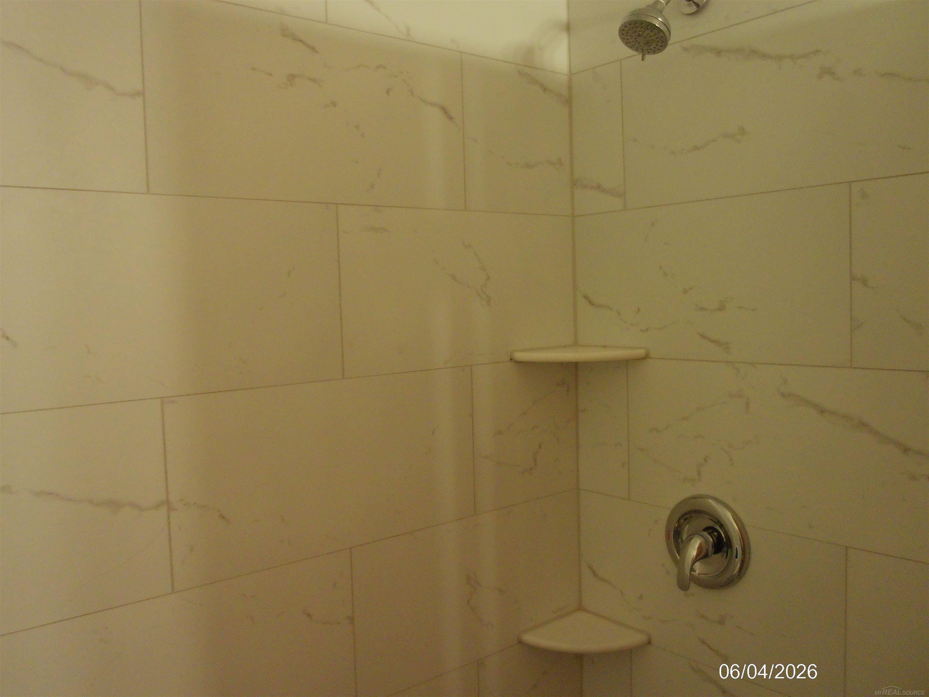 1253 Island Drive, 104, Ann Arbor, MI 48105 — Photo 7