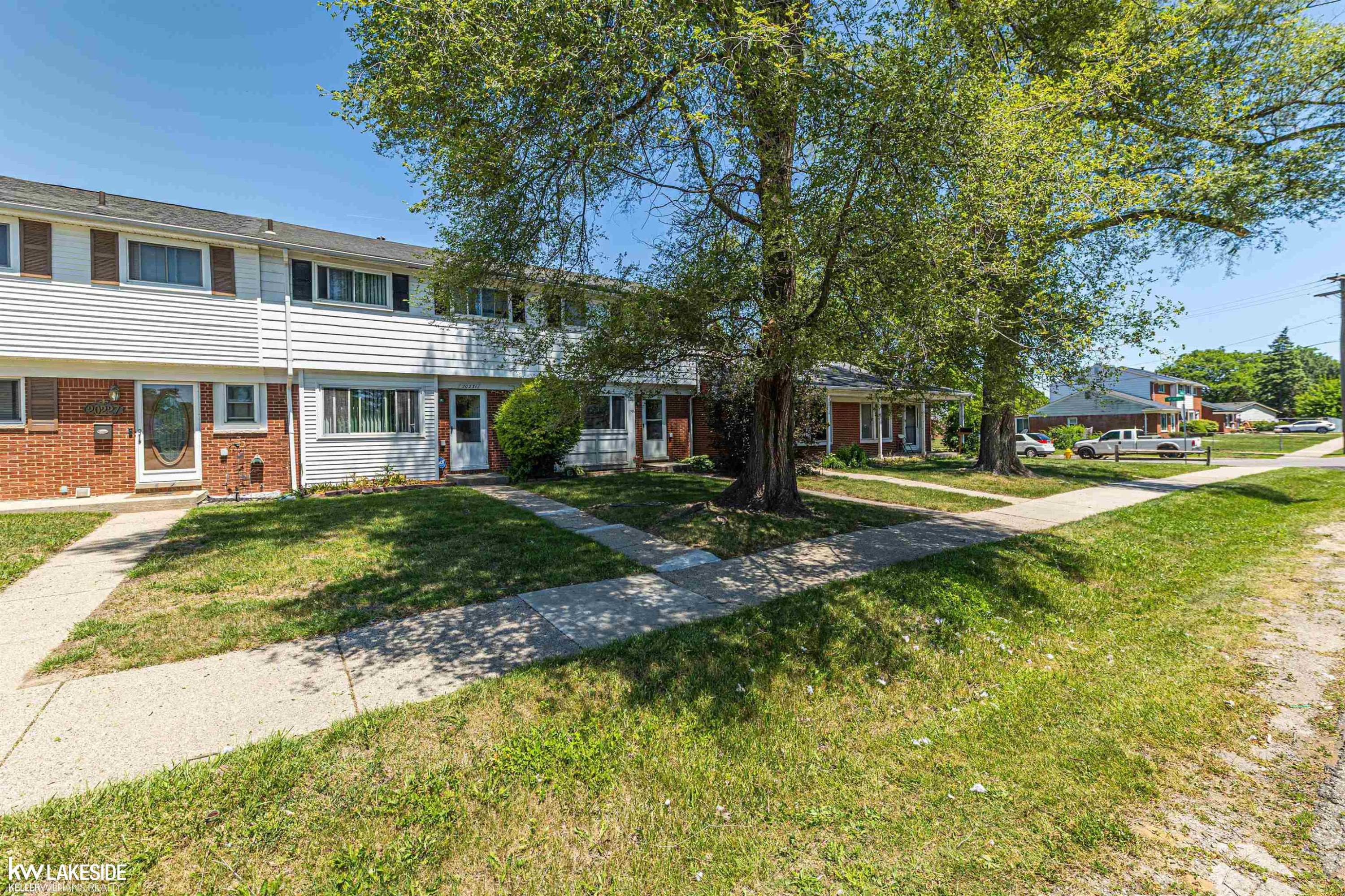 20235 Abrahm Street, Clinton Twp, MI 48035