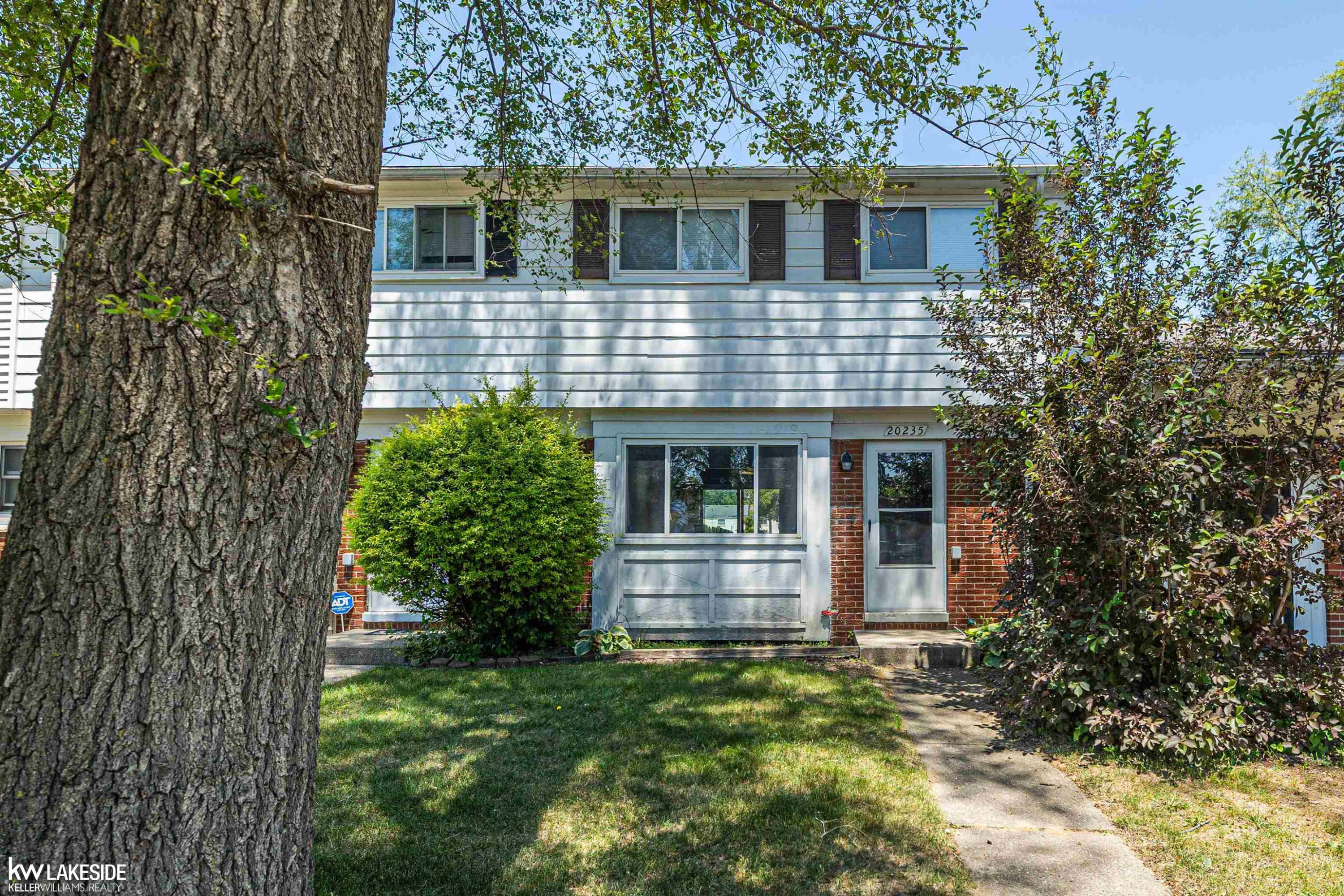 20235 Abrahm Street, Clinton Twp, MI 48035 — Photo 2