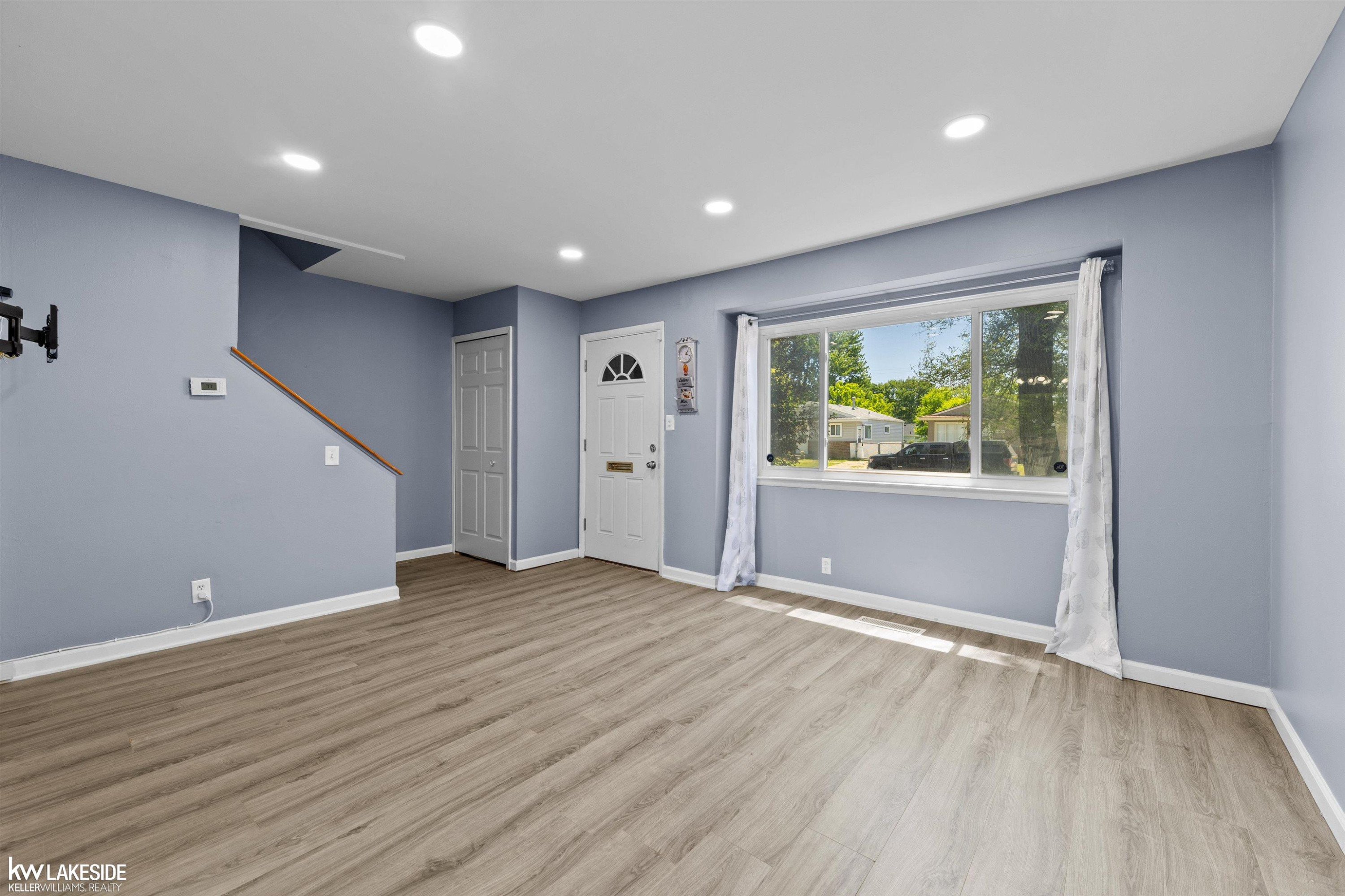20235 Abrahm Street, Clinton Twp, MI 48035 — Photo 6