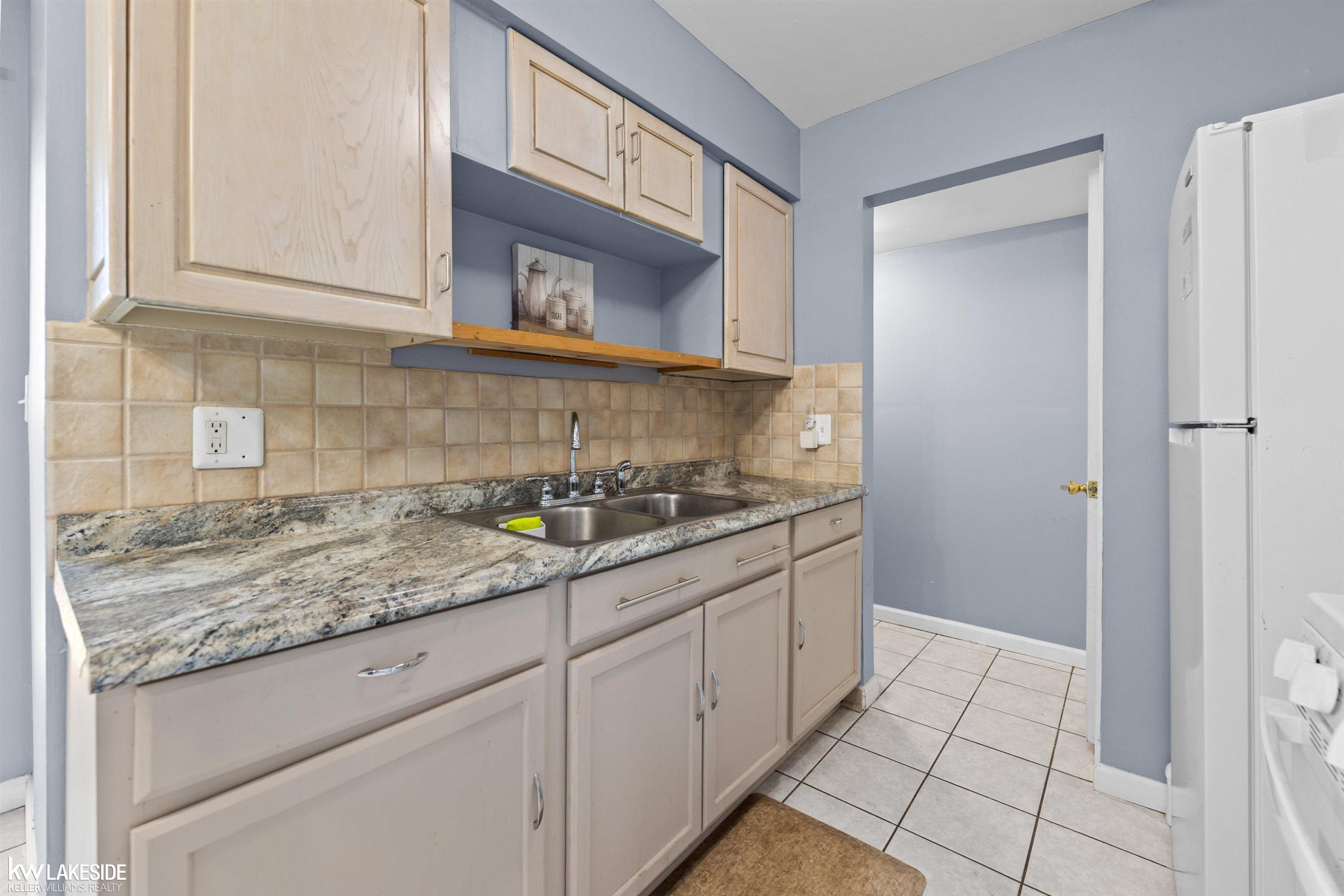 20235 Abrahm Street, Clinton Twp, MI 48035 — Photo 9