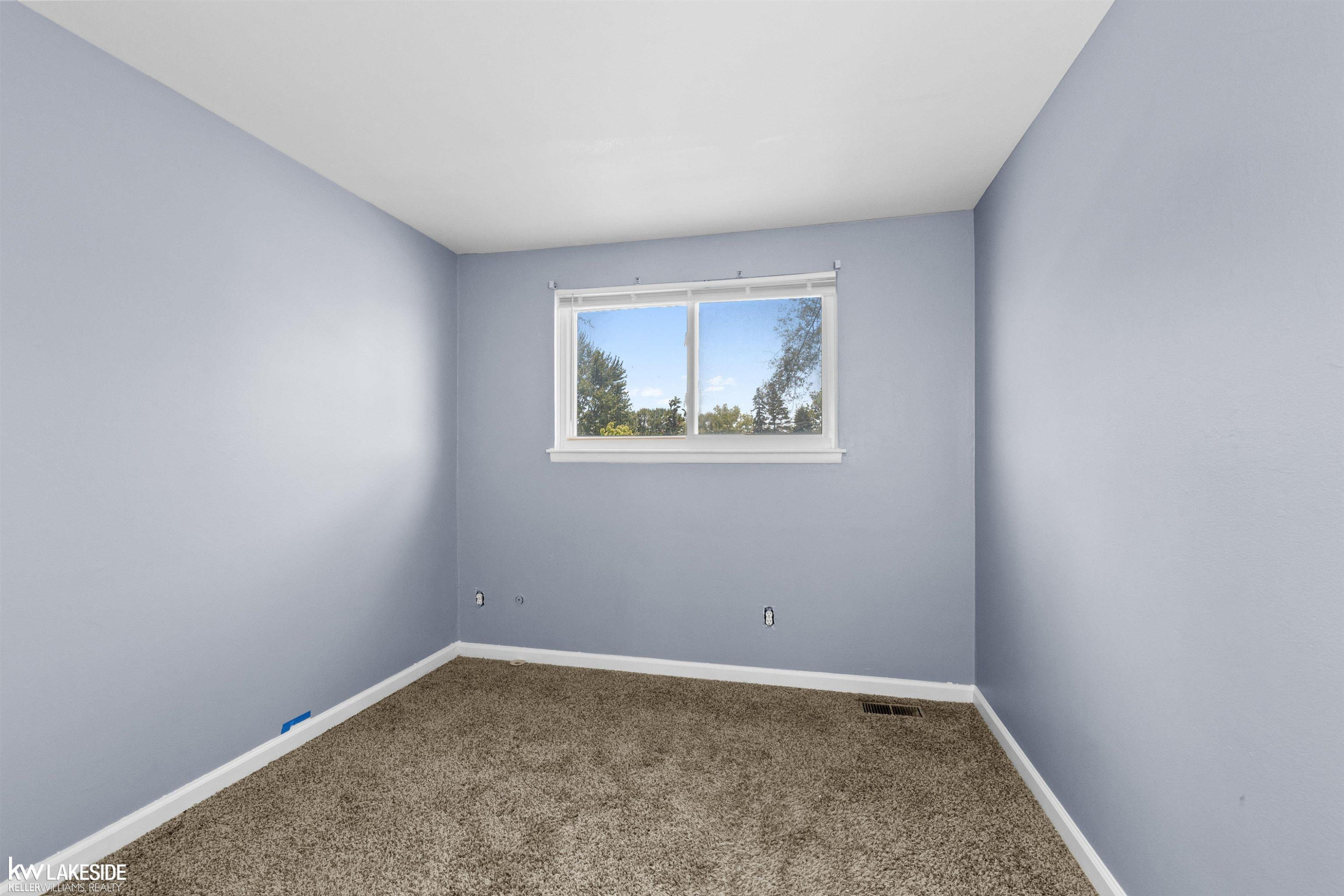 20235 Abrahm Street, Clinton Twp, MI 48035 — Photo 18